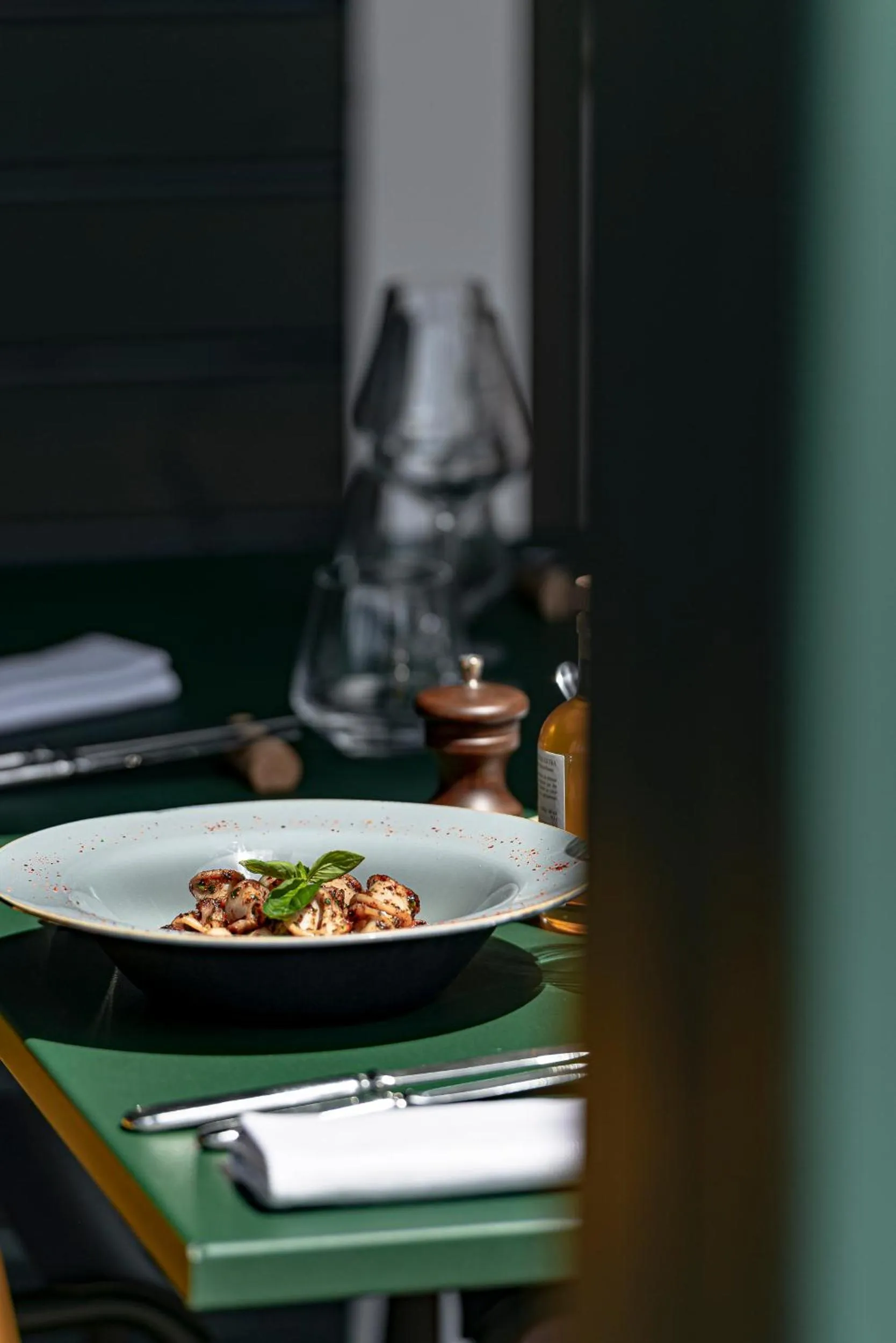 Restaurant/places to eat in 70 Hectares... et l'Océan