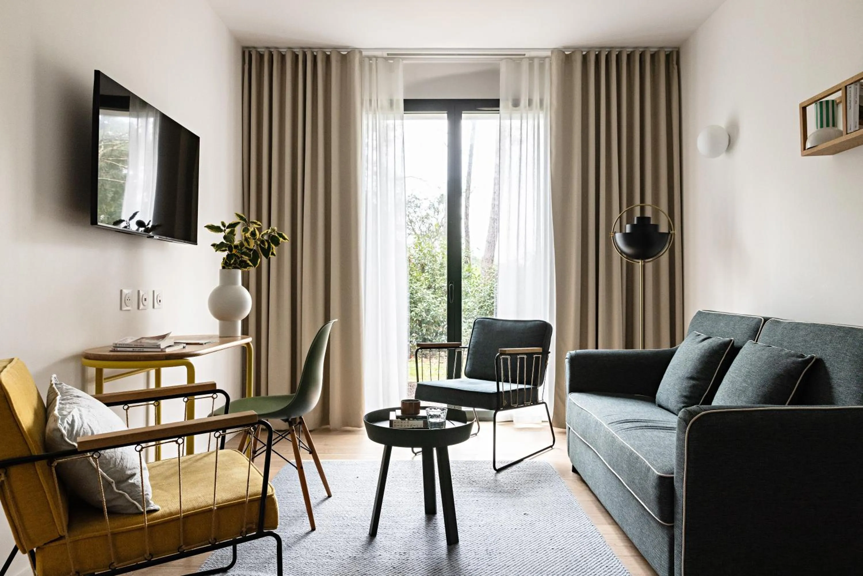 Seating area in 70 Hectares et l'Océan - Fontenille Collection