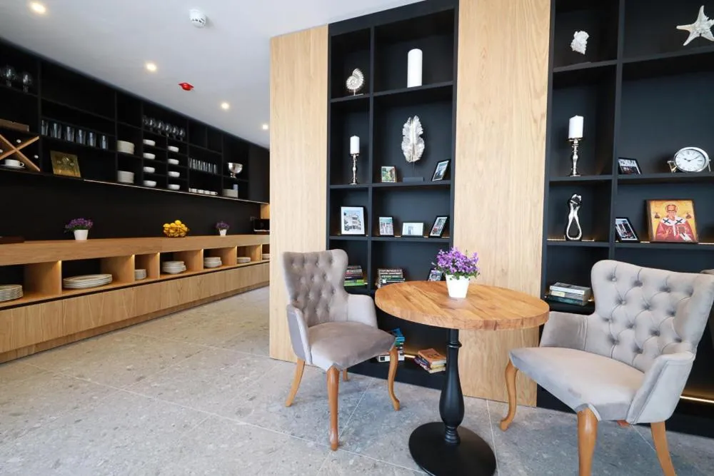 Restaurant/places to eat in Antares City Sozopol