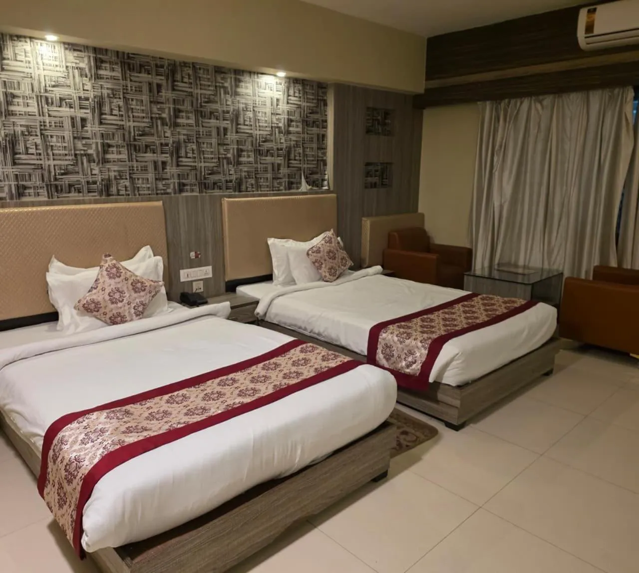 Bed in Hotel Star Bodh Gaya