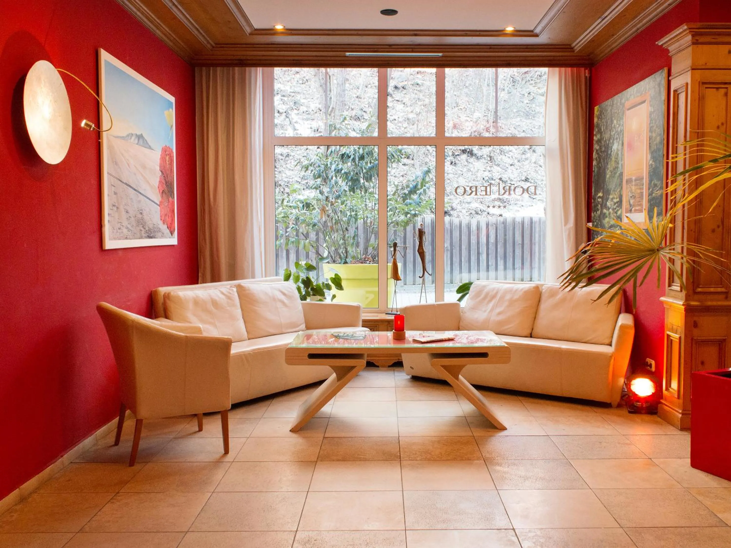 Lobby or reception in DORMERO Hotel Plauen