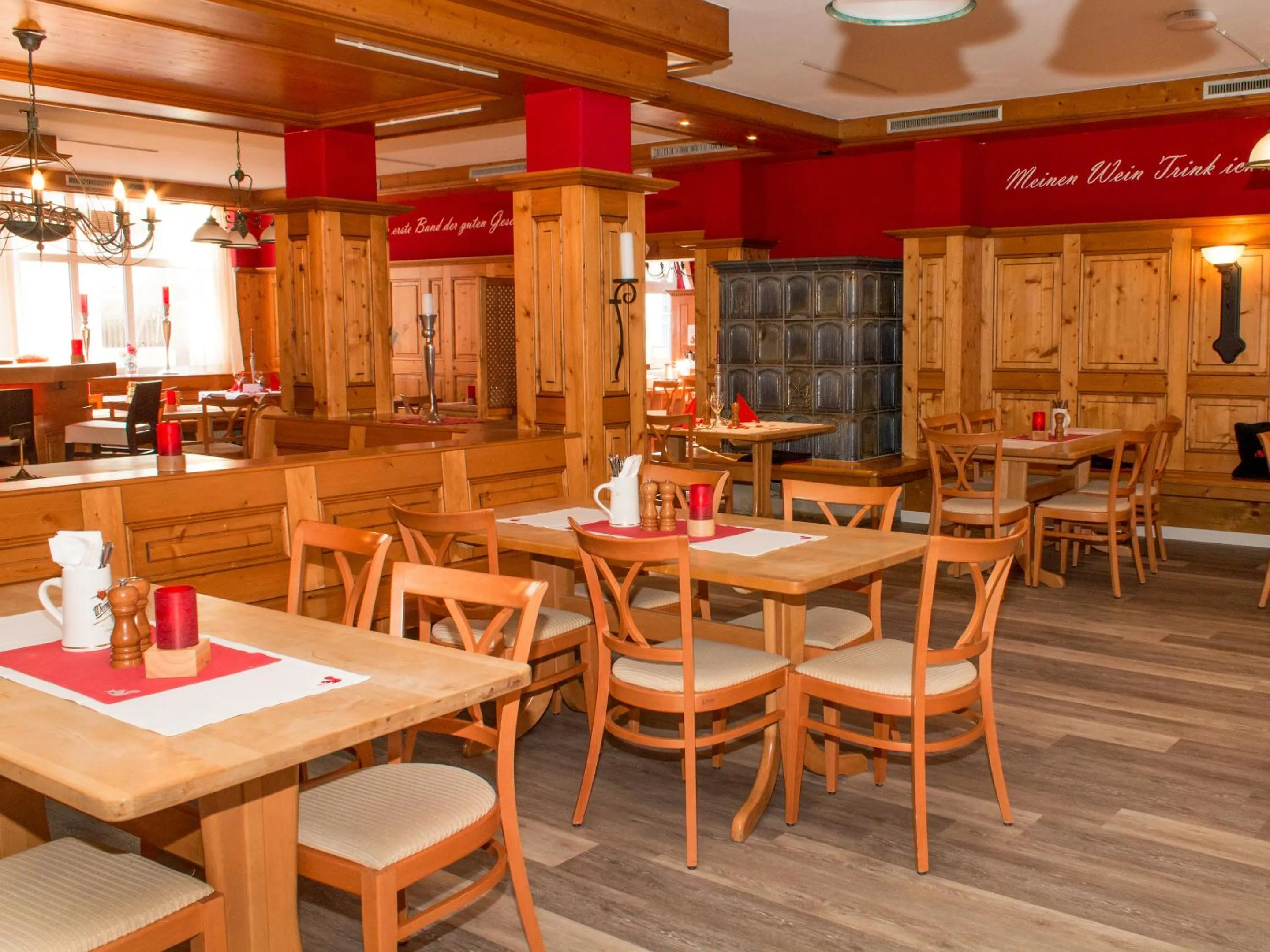 Restaurant/places to eat in DORMERO Hotel Plauen