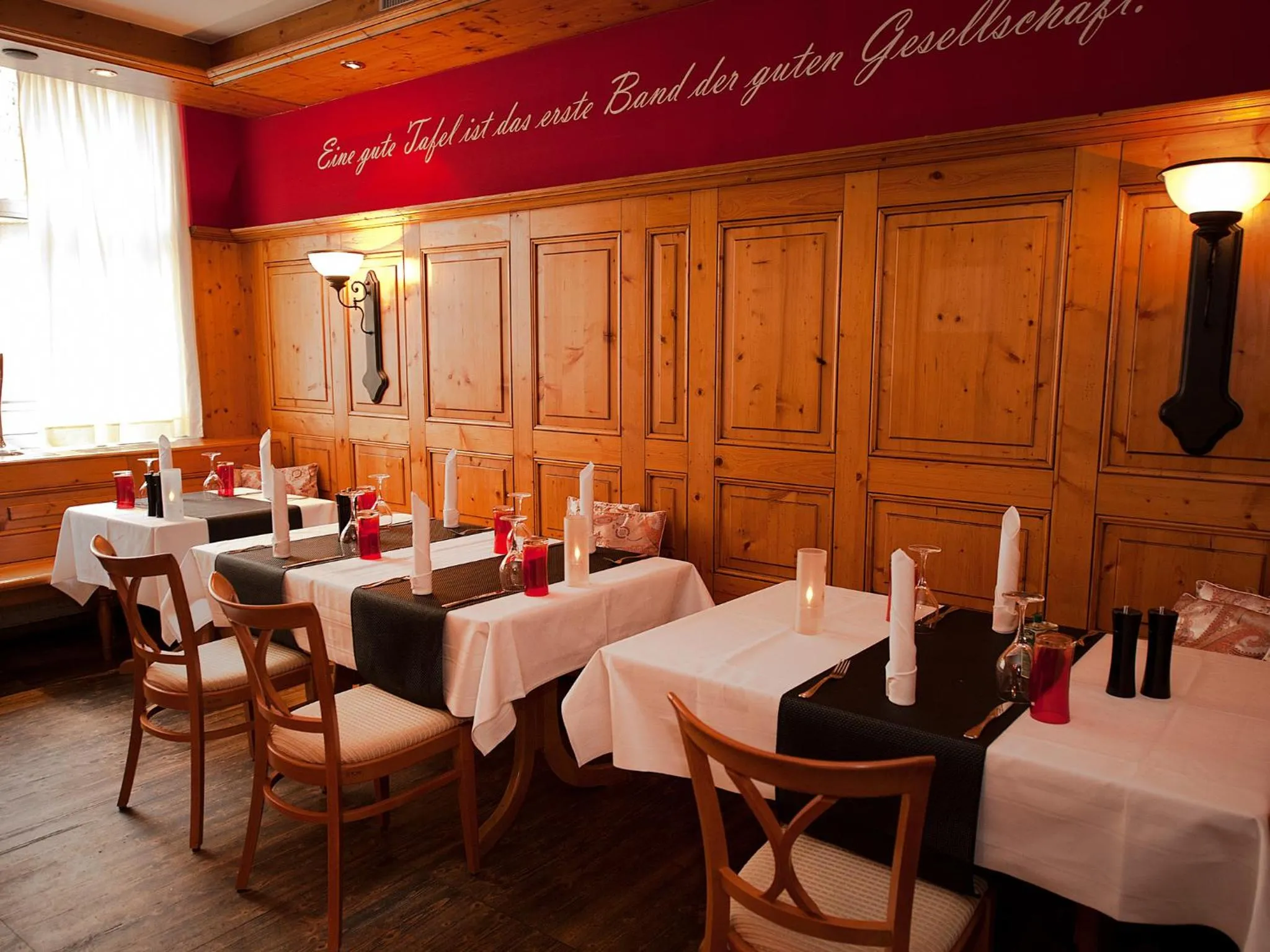 Restaurant/places to eat in DORMERO Hotel Plauen