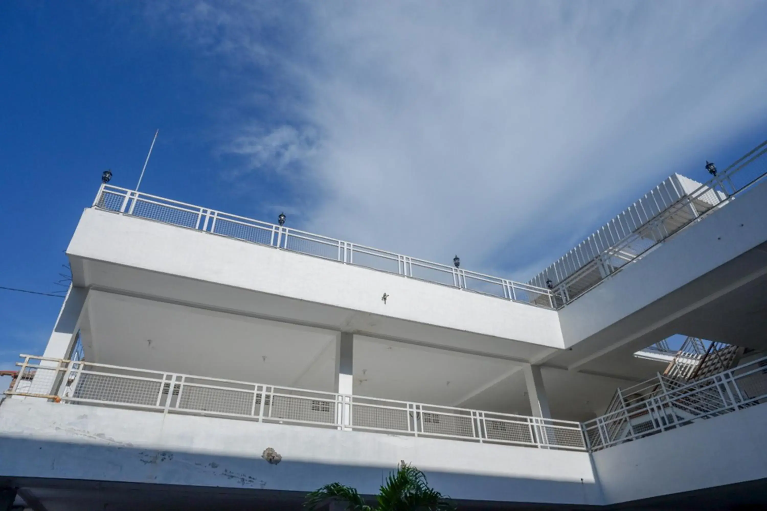 Property building in RedDoorz Plus near UMS Solo Property building in RedDoorz Plus near UMS Solo