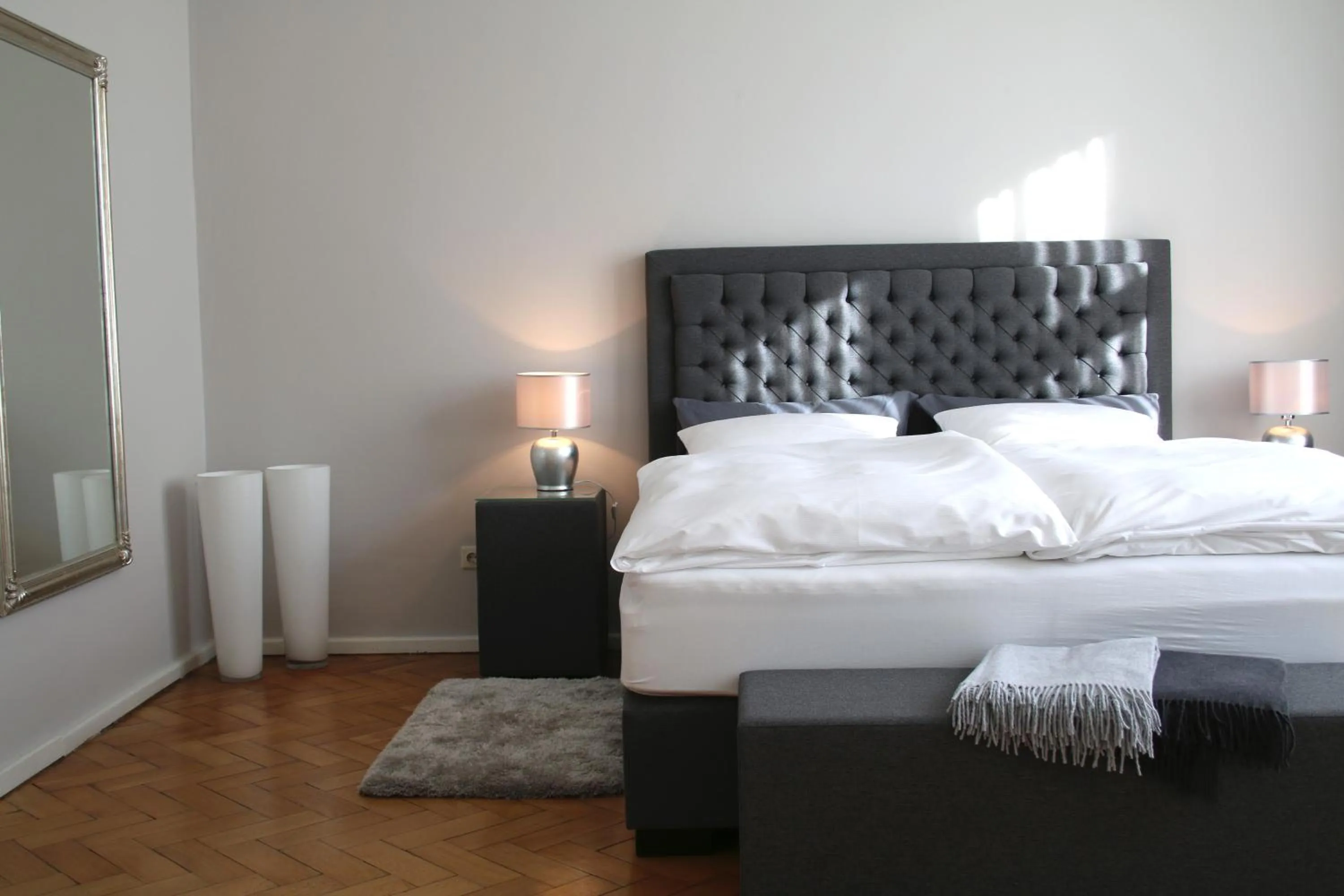 Bedroom, Bed in Romantik Hotel am Brühl