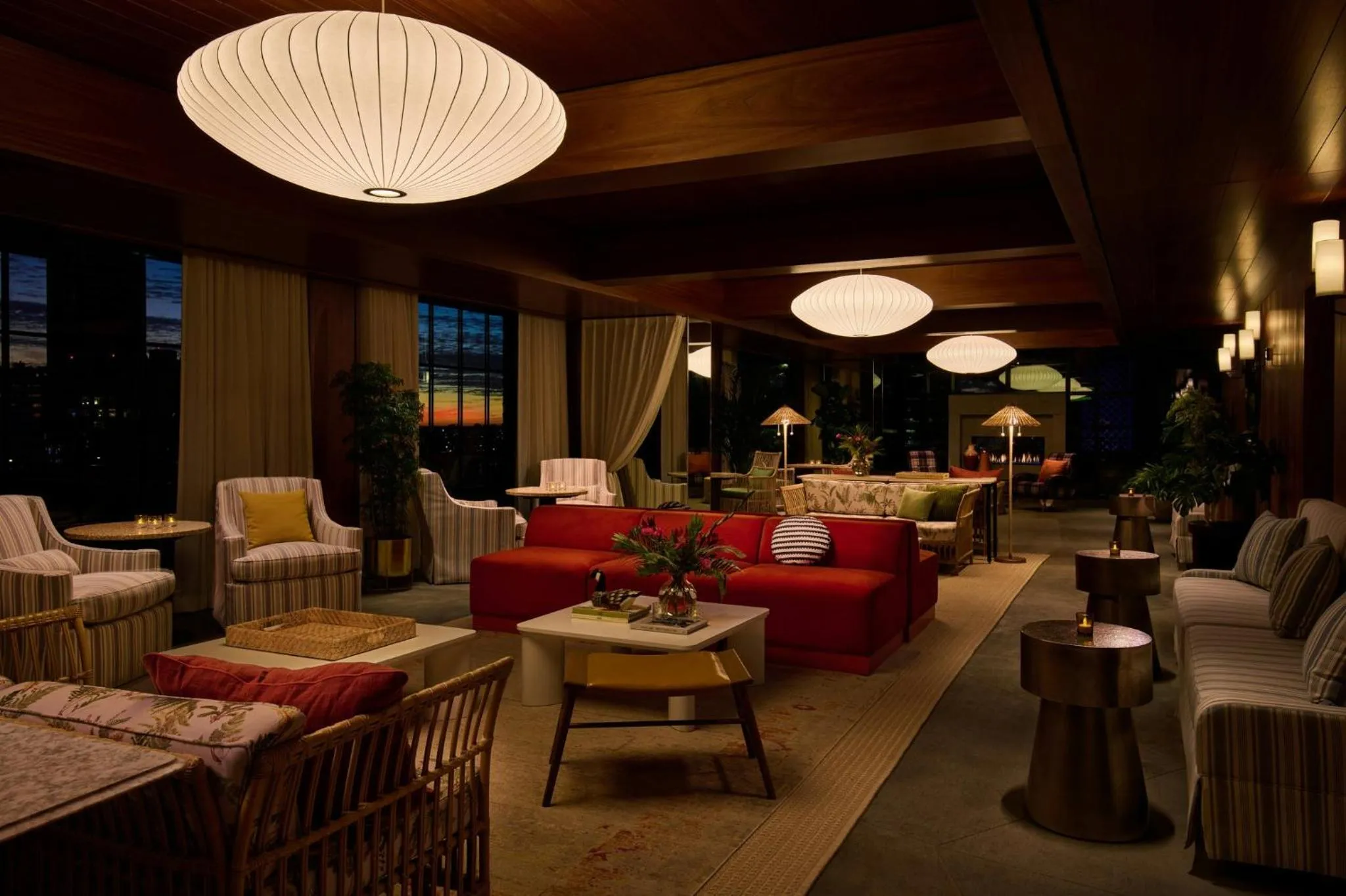 Lounge or bar in Virgin Hotels New Orleans