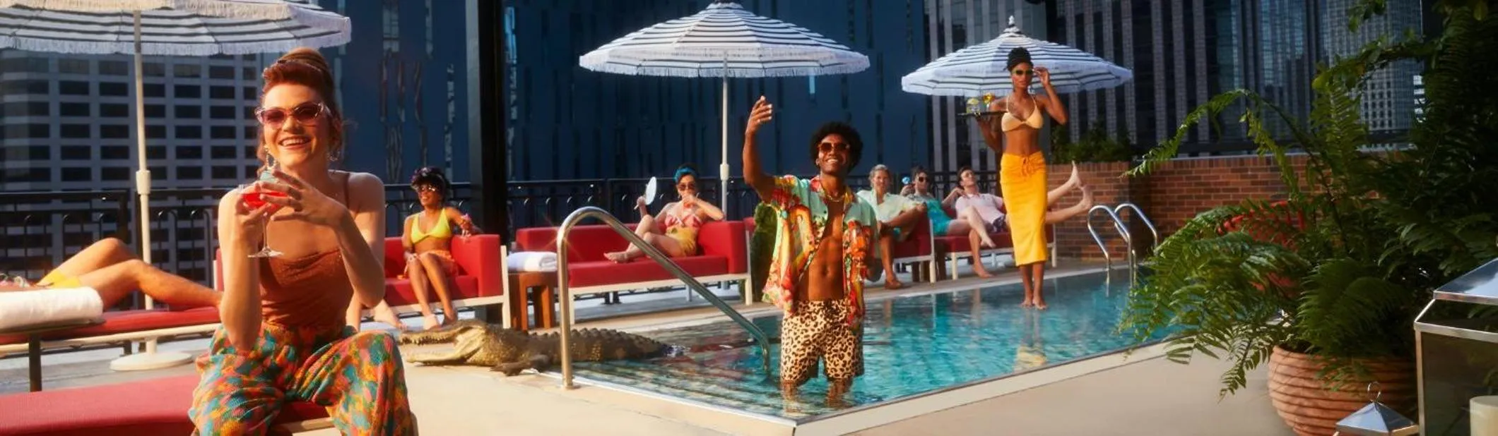 Swimming pool in Virgin Hotels New Orleans