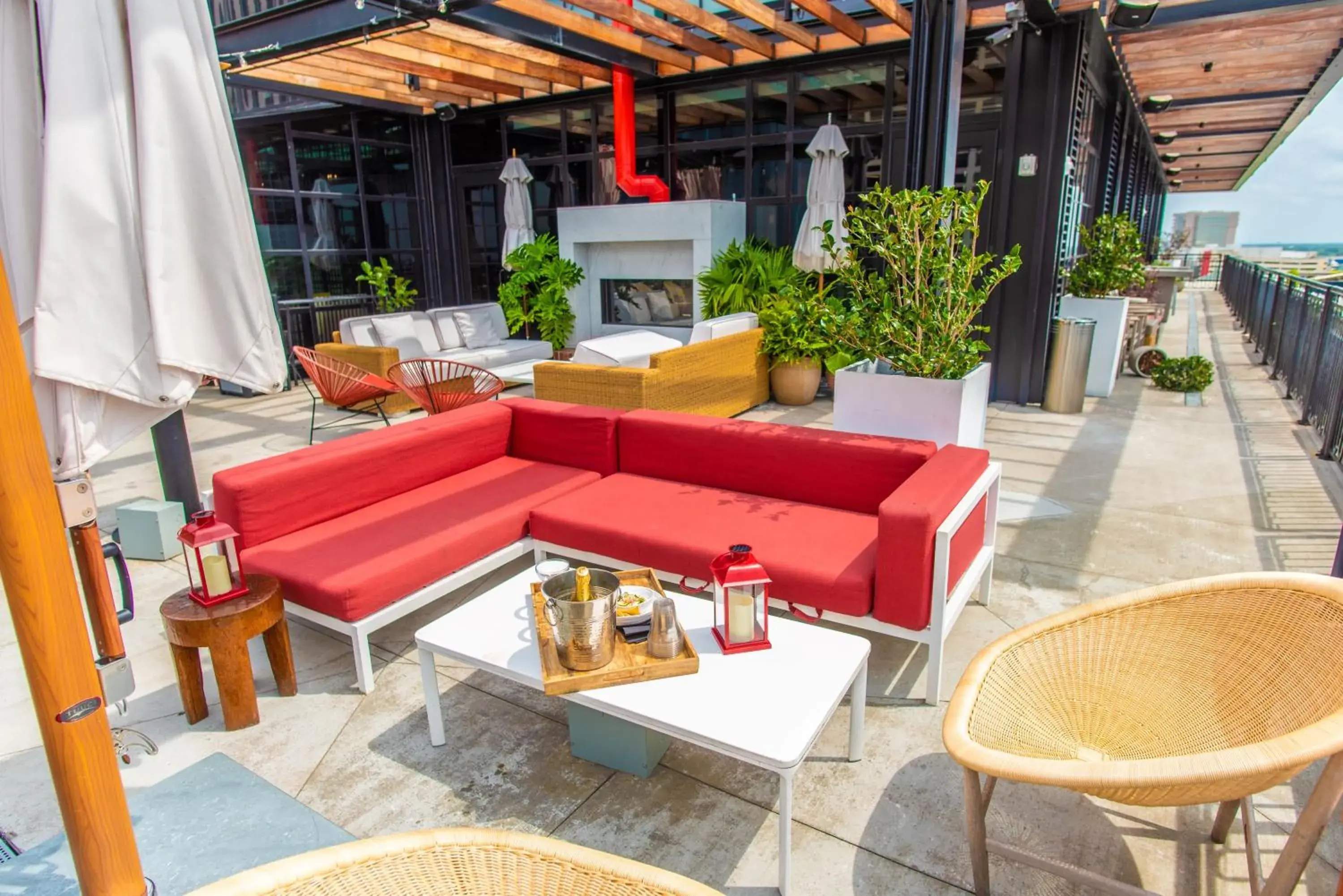 Swimming pool in Virgin Hotels New Orleans Swimming pool in Virgin Hotels New Orleans