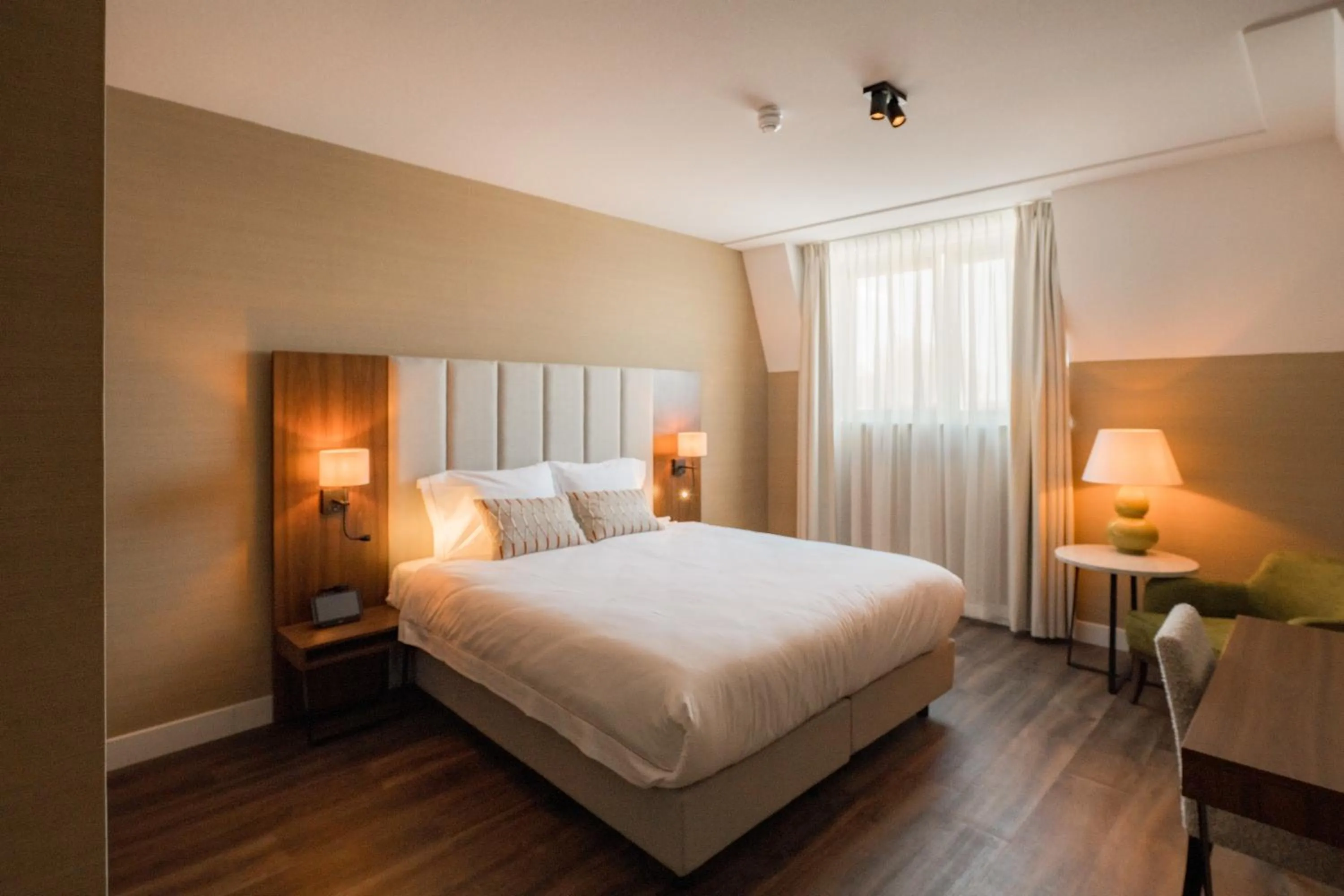 Bed in Hotel Ter Zand - Handwritten Collection