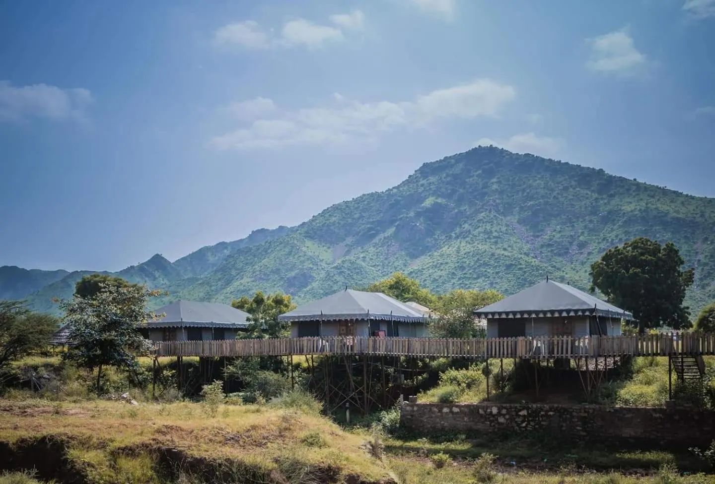 Area and facilities in Foothill Pushkar Resort