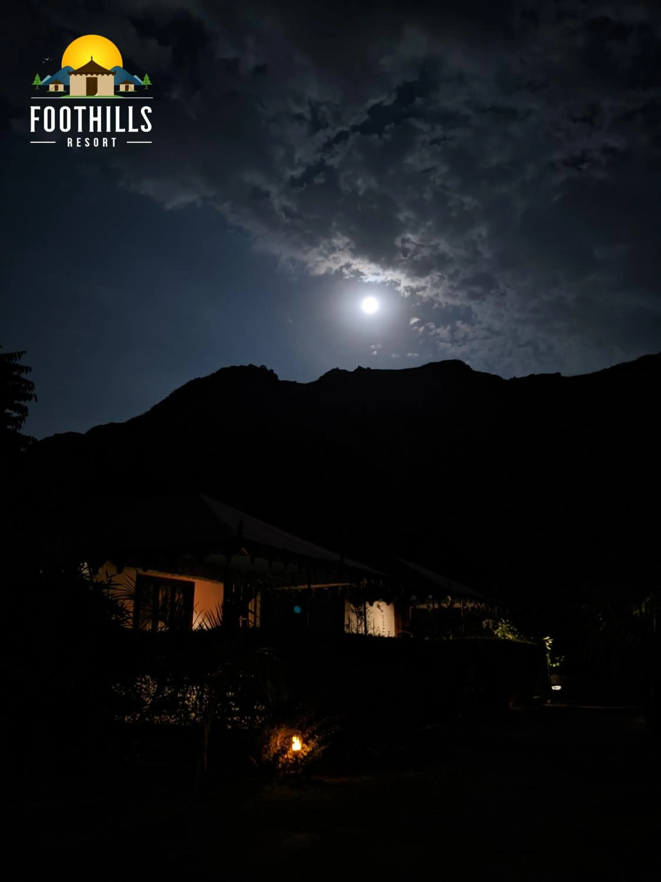 Night in Foothill Pushkar Resort