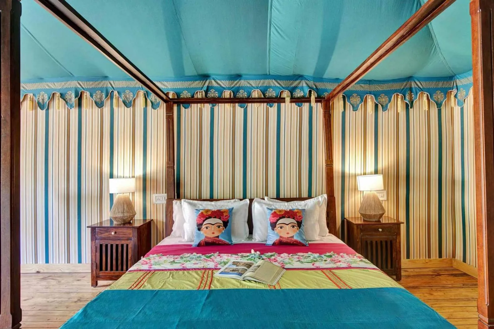 Bedroom, Bed in Foothill Pushkar Resort