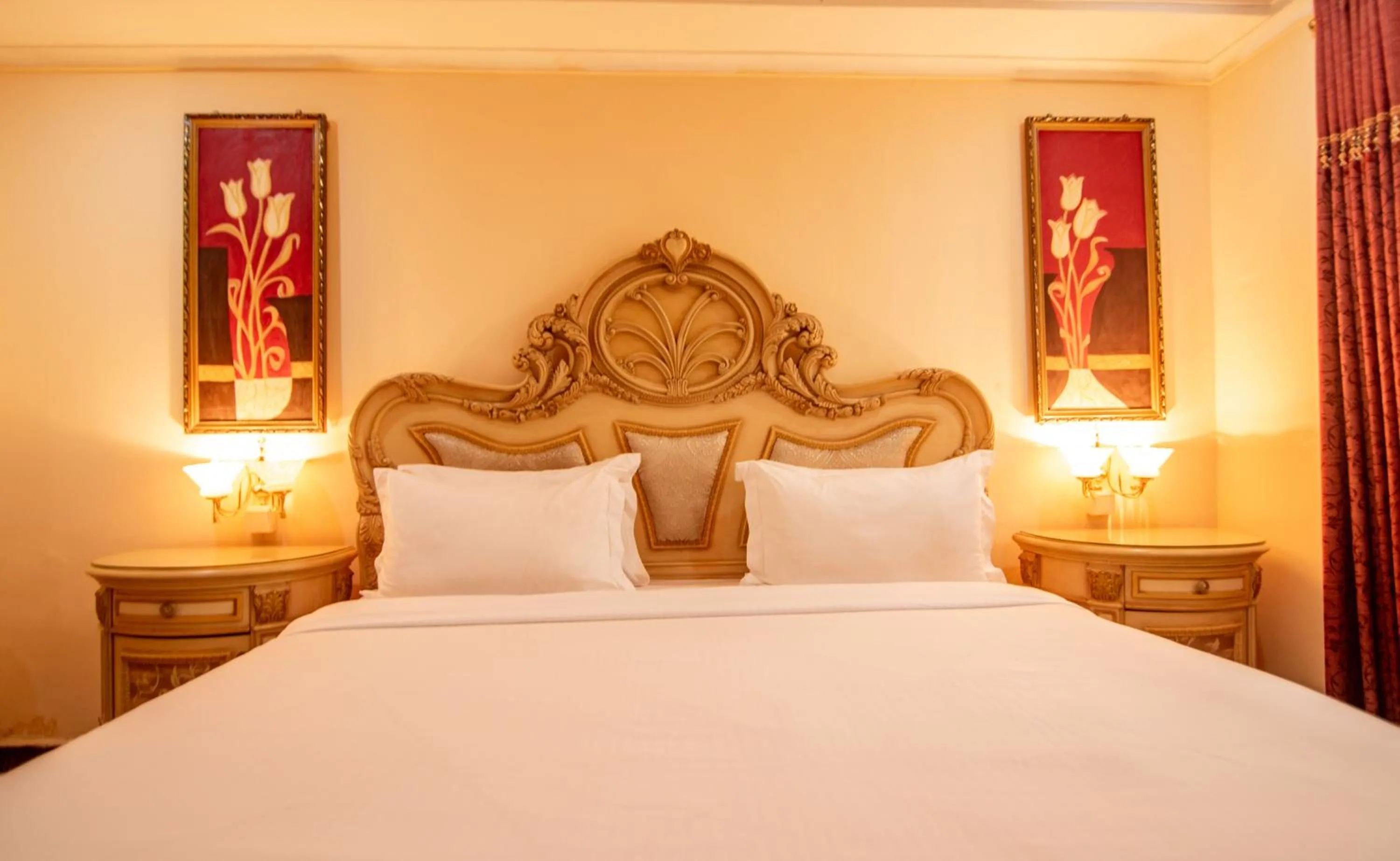 Bedroom, Bed in Urban Rose Hotel & Apartments