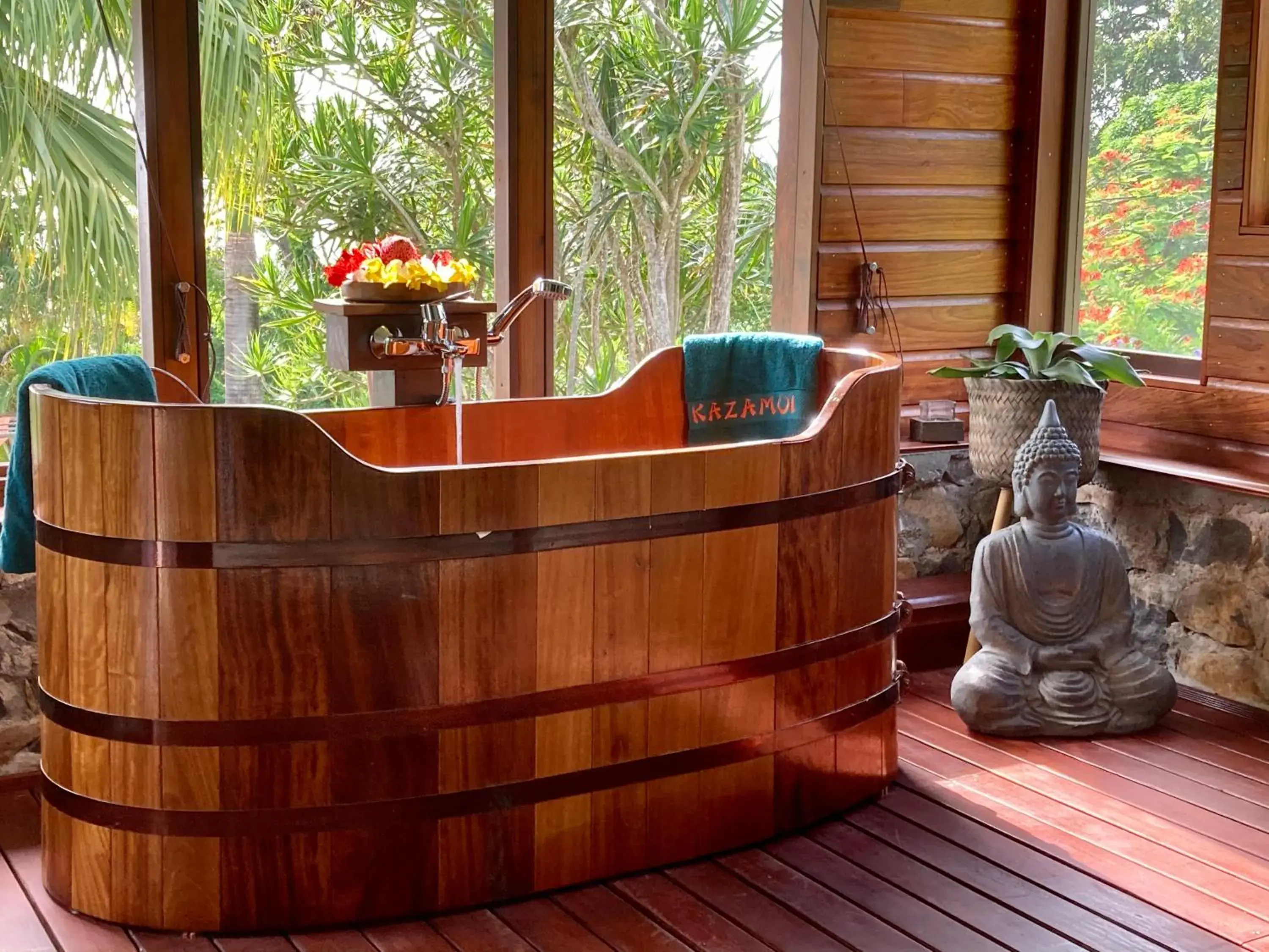Deluxe Quadruple Room in TropicAngel ECOLODGE de Charme Deluxe Quadruple Room in TropicAngel ECOLODGE de Charme