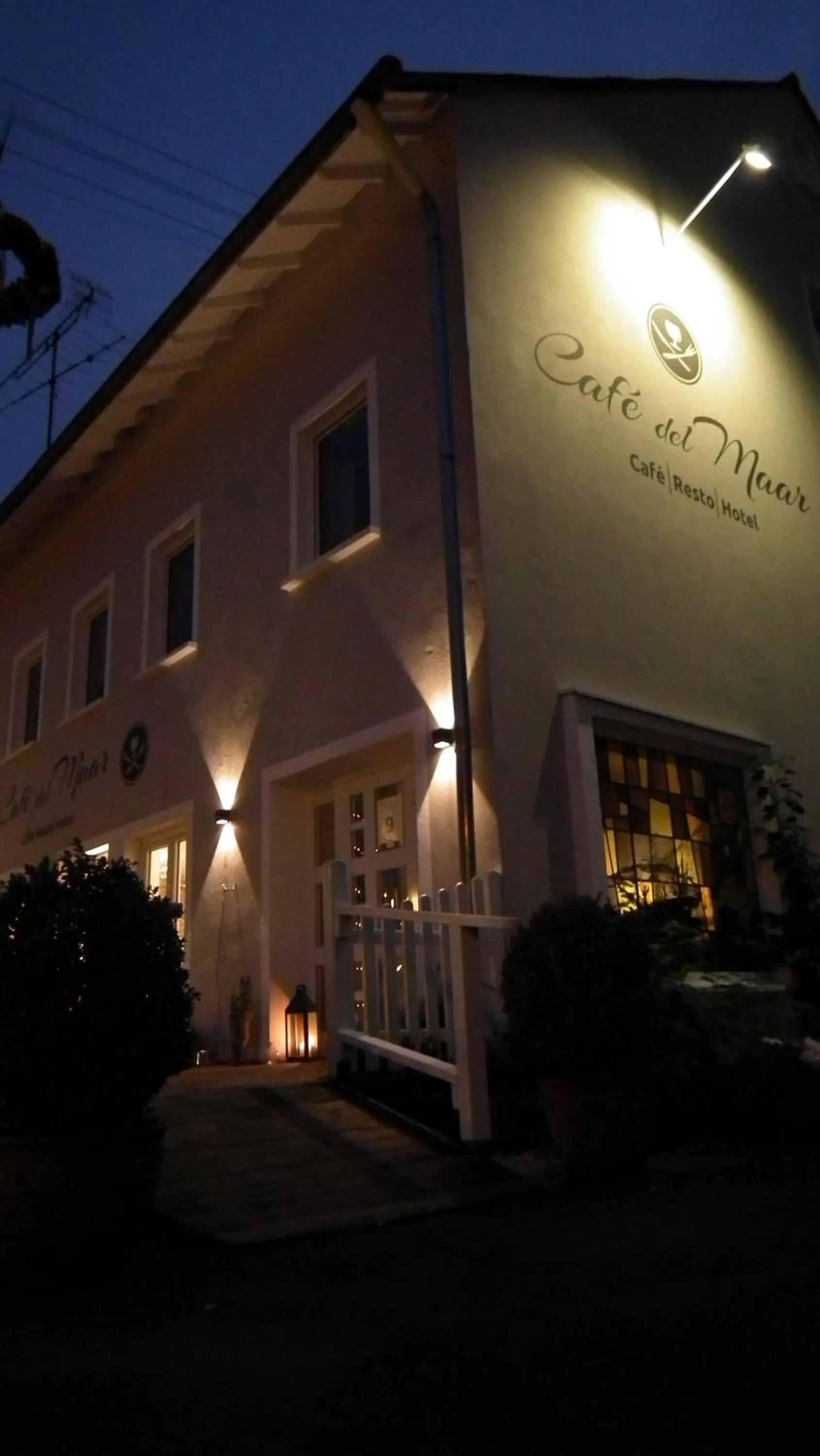 Facade/entrance in Hotel Café del Maar