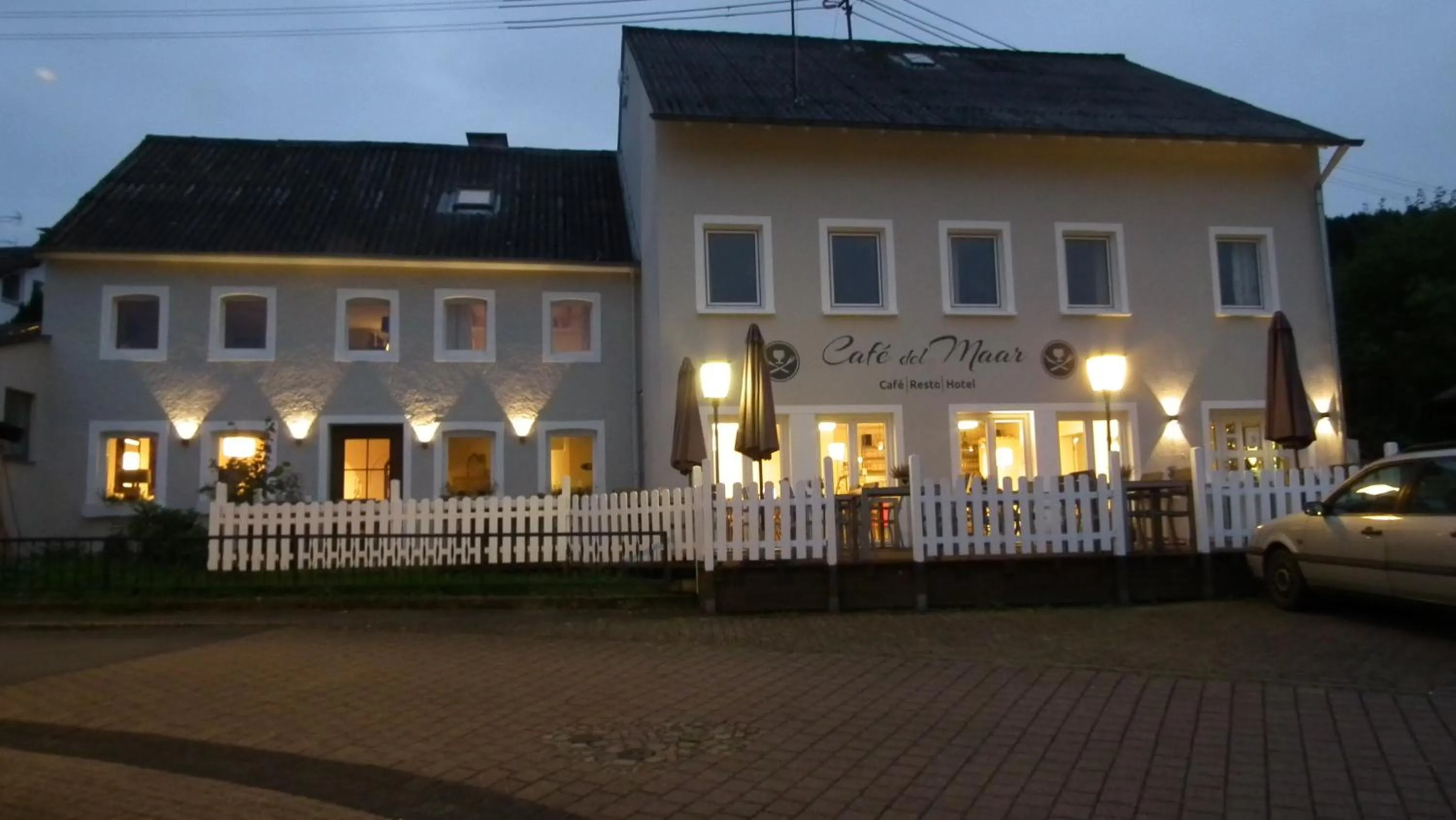 Facade/entrance in Hotel Café del Maar