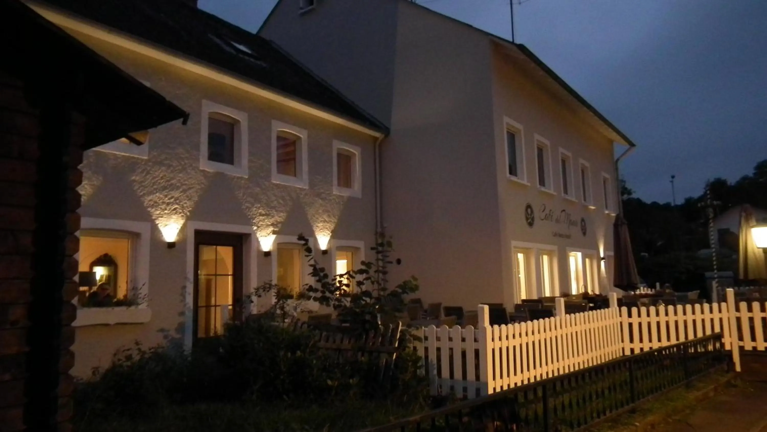 Facade/entrance in Hotel Café del Maar