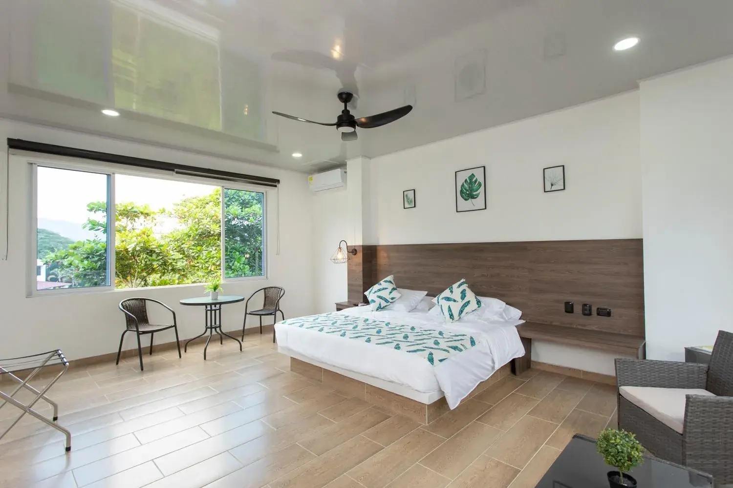 Double Room with Balcony in Hotel Natural Hill's by H&R Double Room with Balcony in Hotel Natural Hill's by H&R