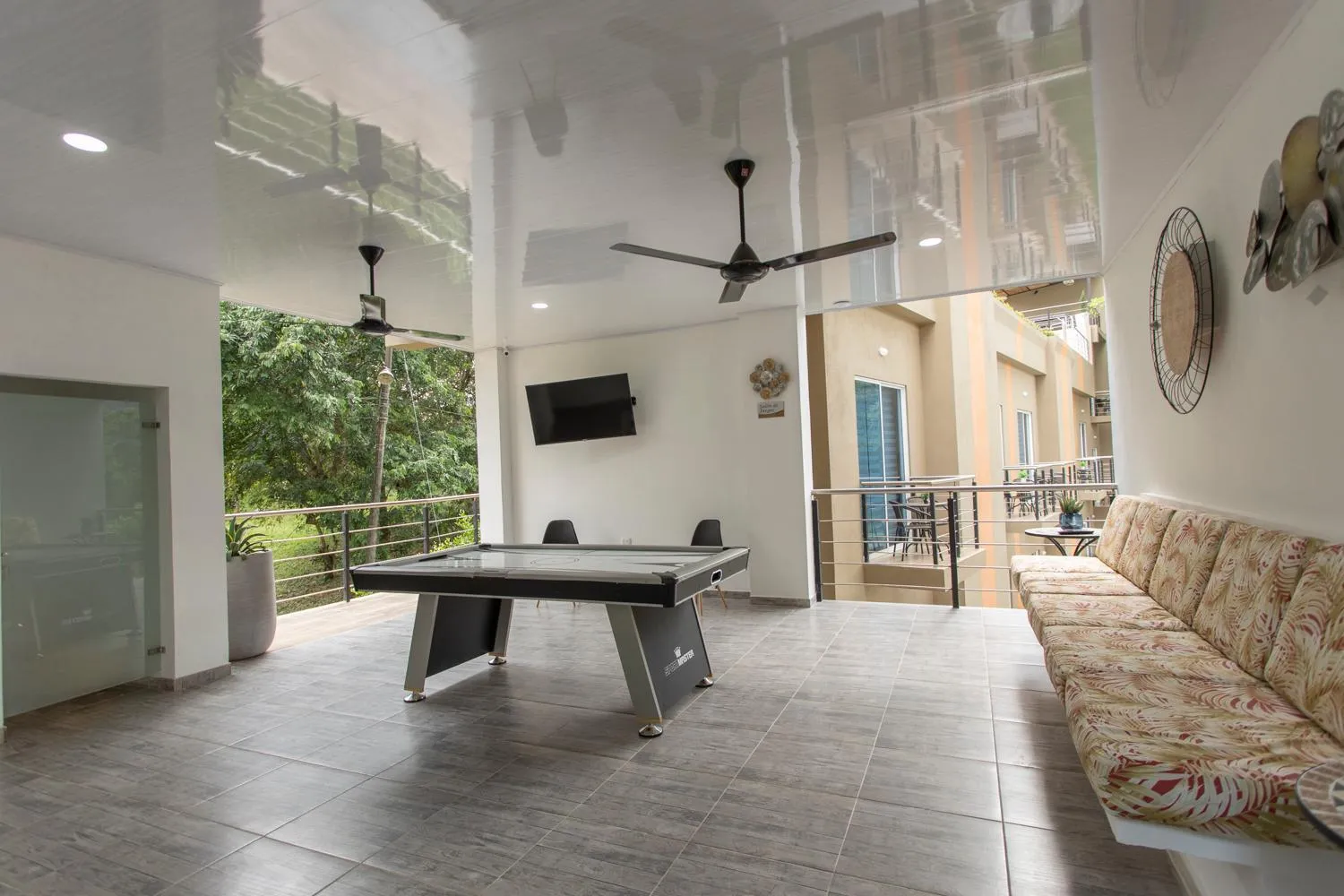 Game Room in Hotel Natural Hill's by H&R