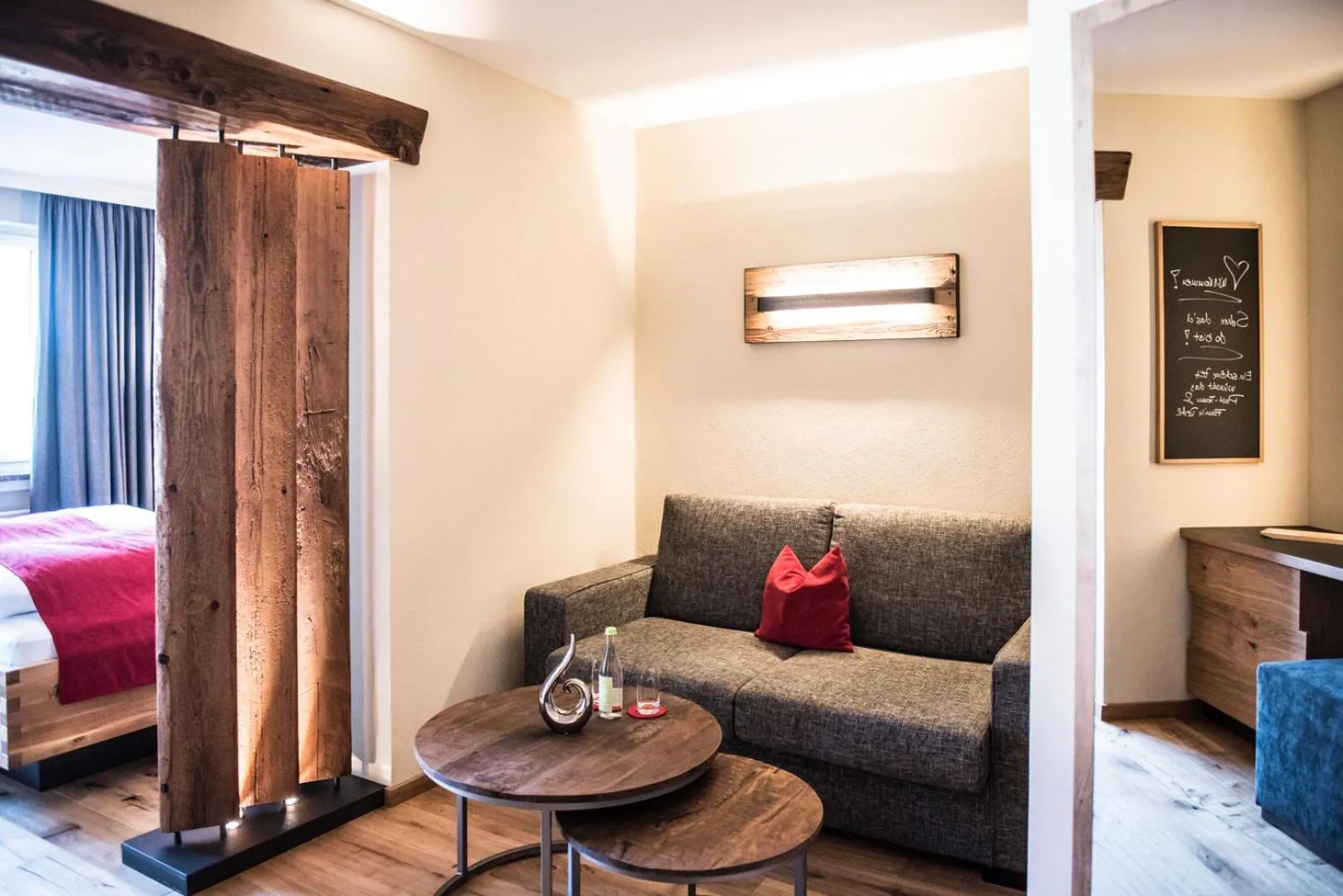 Photo of the whole room, Bed in Hotel zur Post