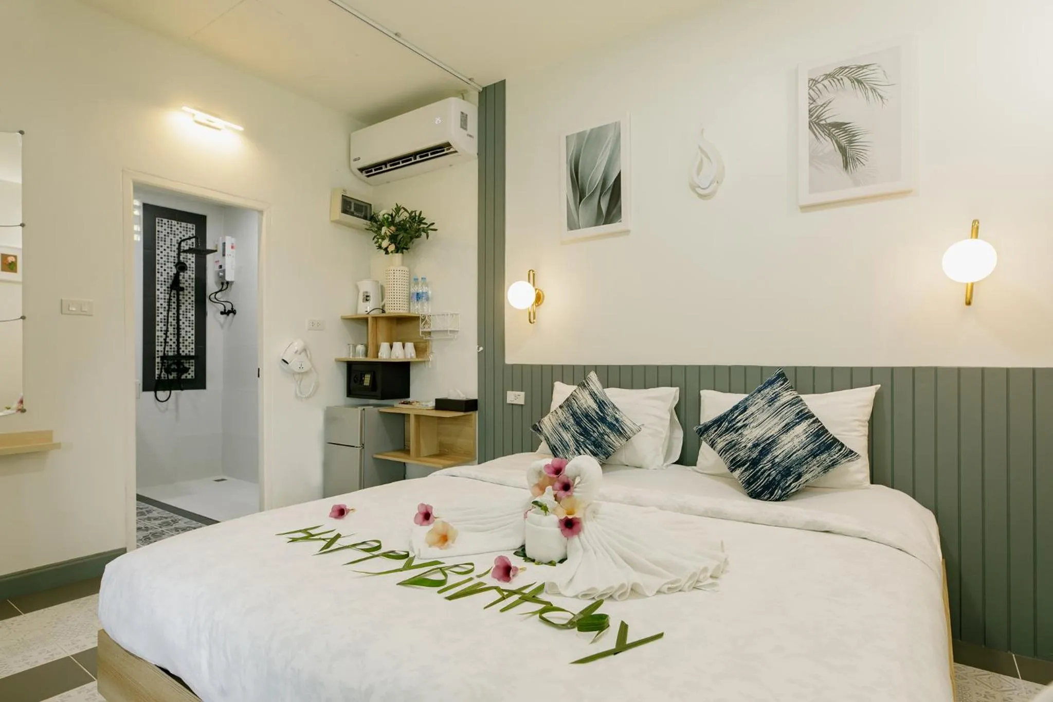 Bed in Magical Mountain View Resort