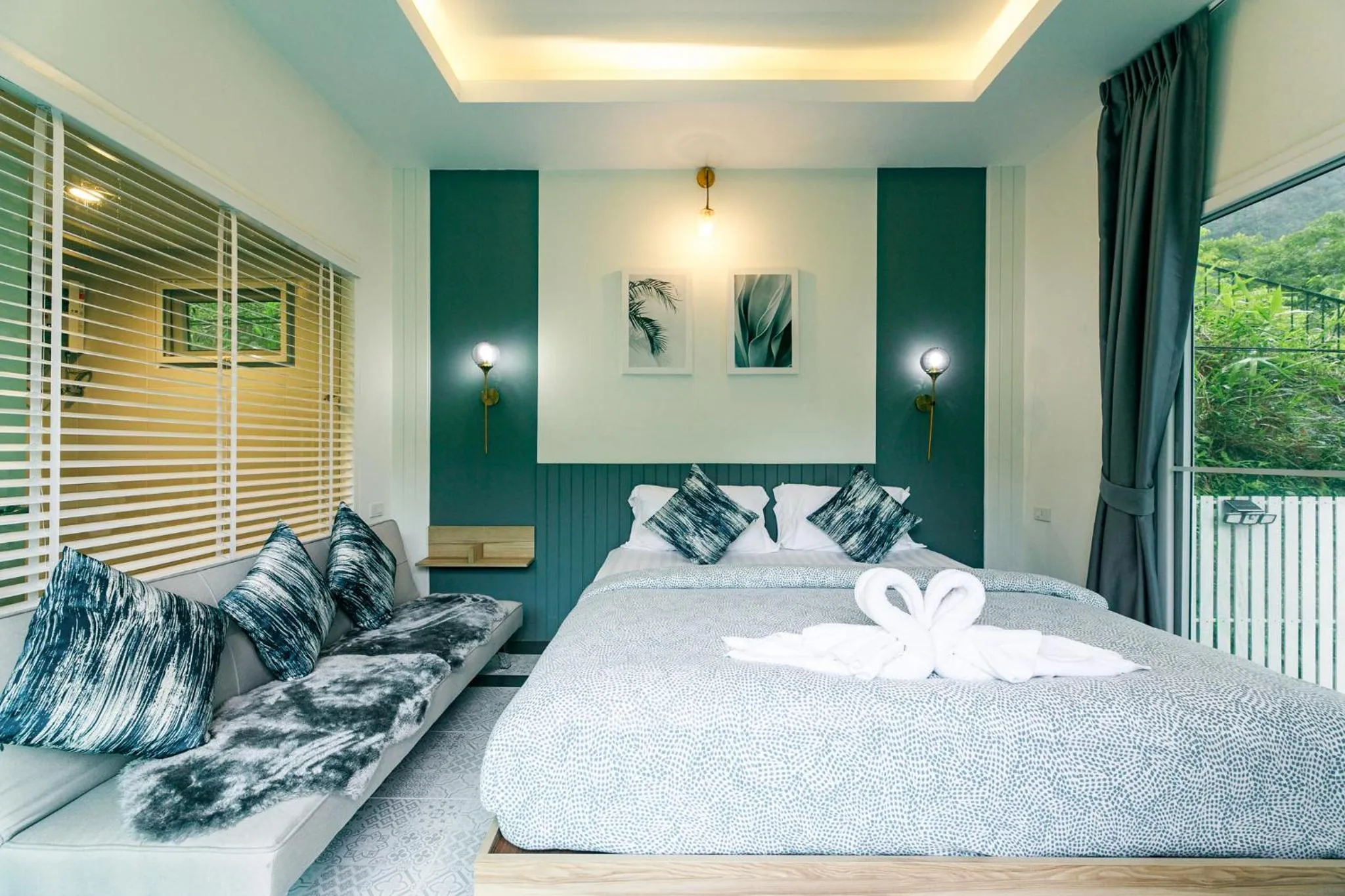 Bed in Magical Mountain View Resort