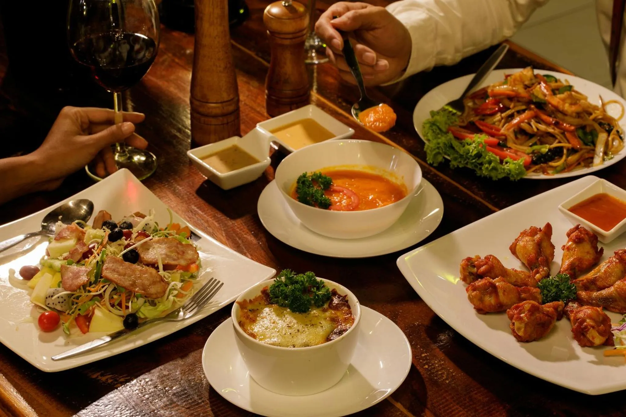 Restaurant/places to eat in Magical Mountain View Resort