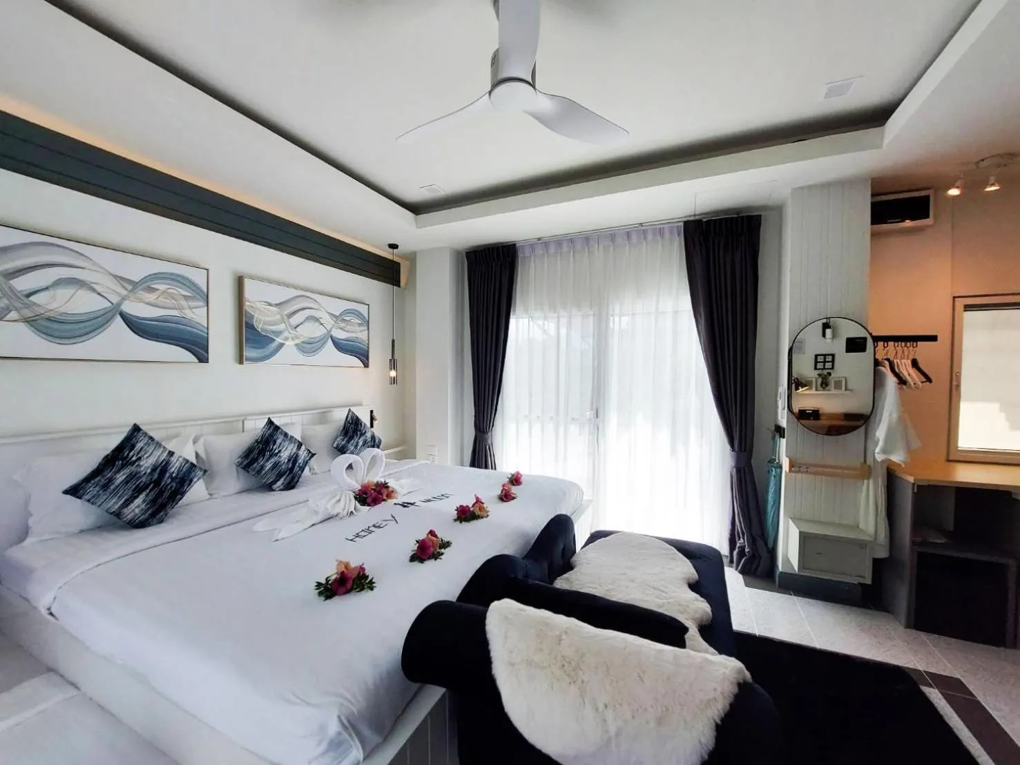 Bed in Magical Mountain View Resort