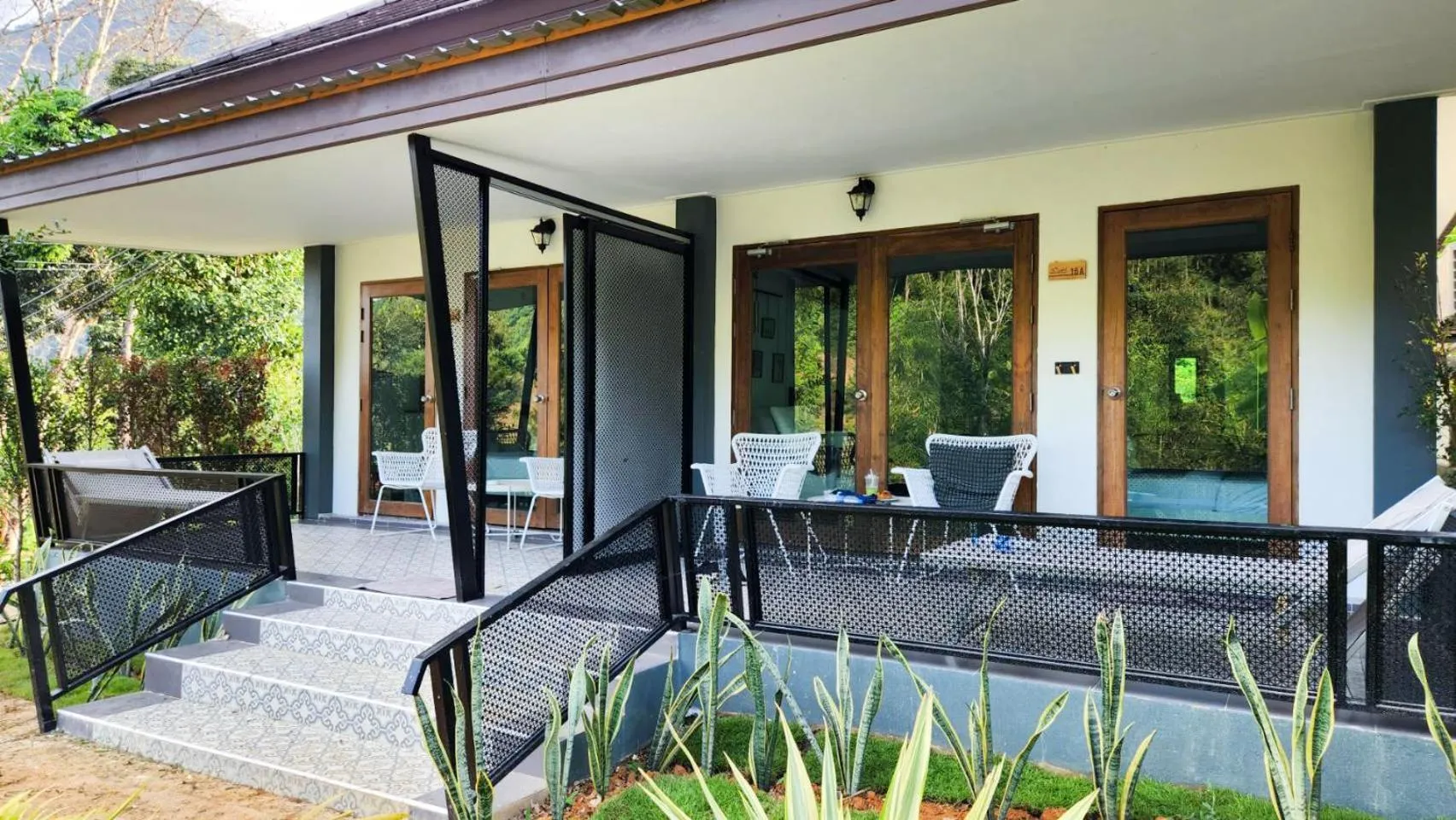 Magical Mountain View Resort