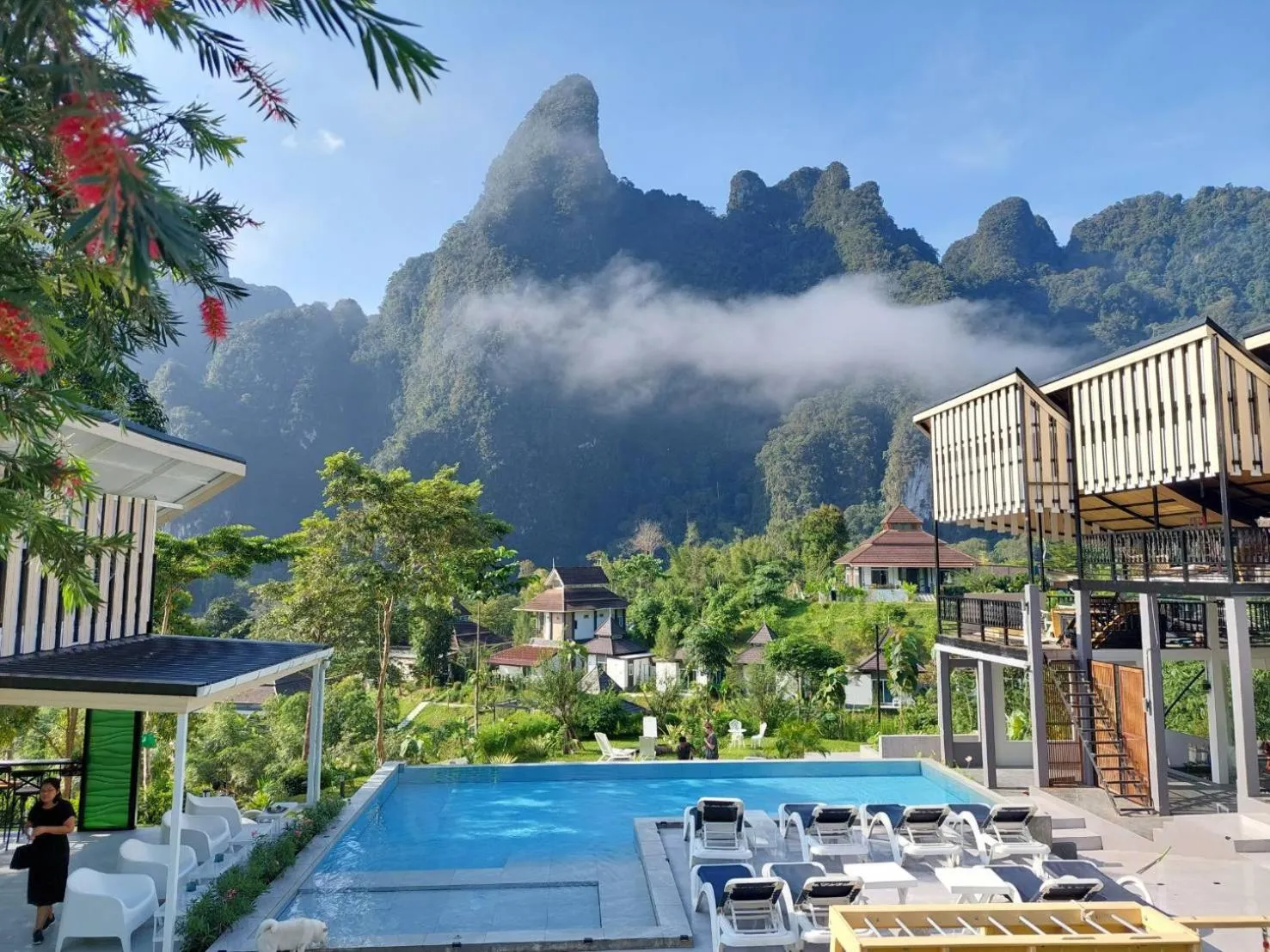 Swimming pool in Magical Mountain View Resort