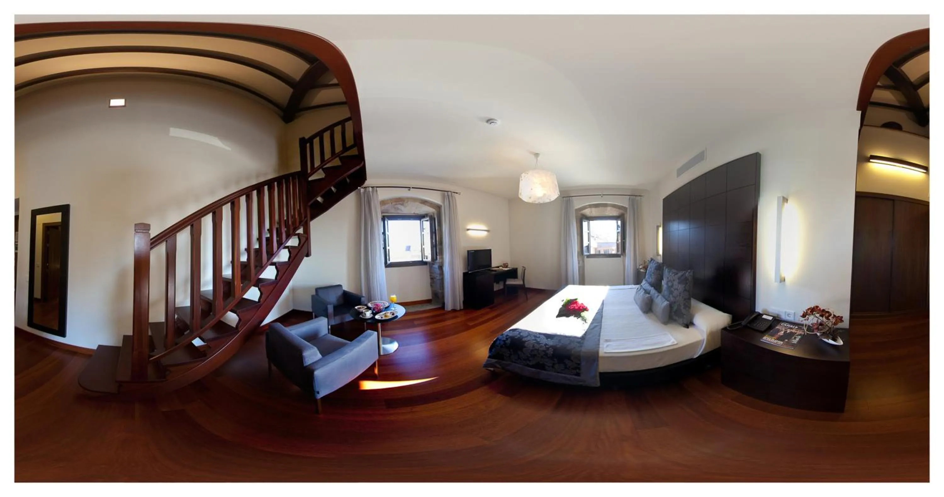 Photo of the whole room in Hotel Palacio de Merás