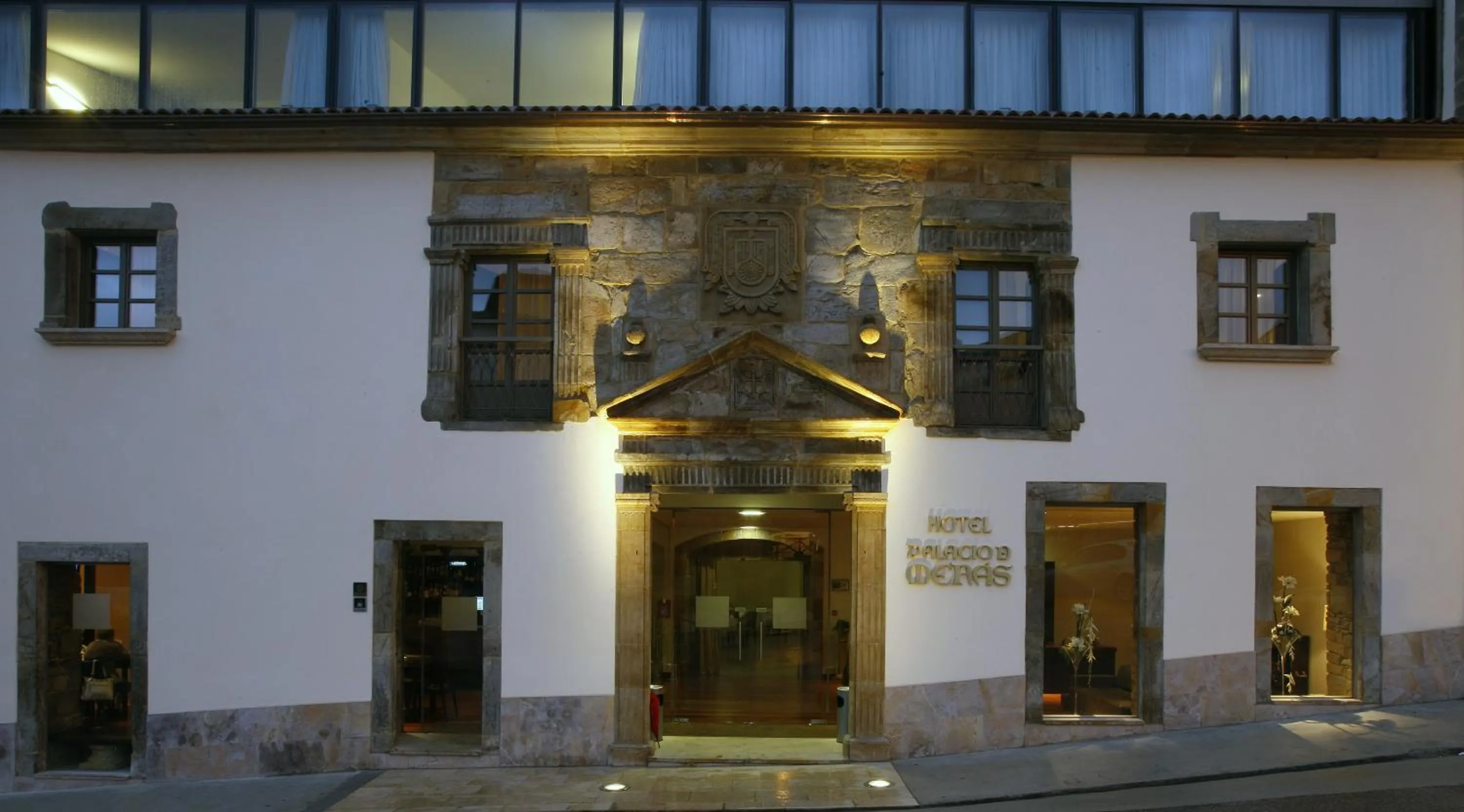 Facade/entrance in Hotel Palacio de Merás