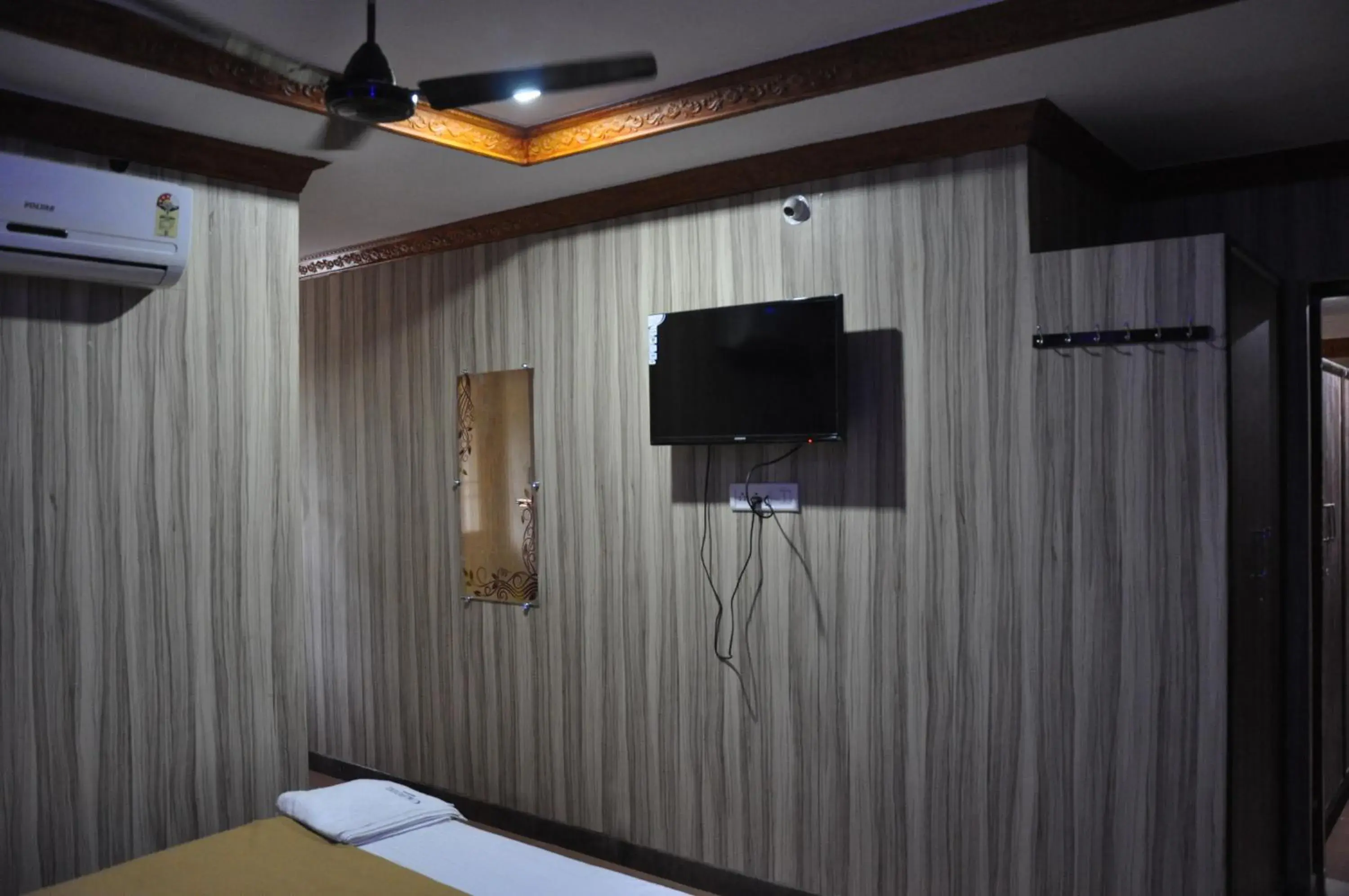 Bed in C M HOTEL NEW Bed in C M HOTEL NEW