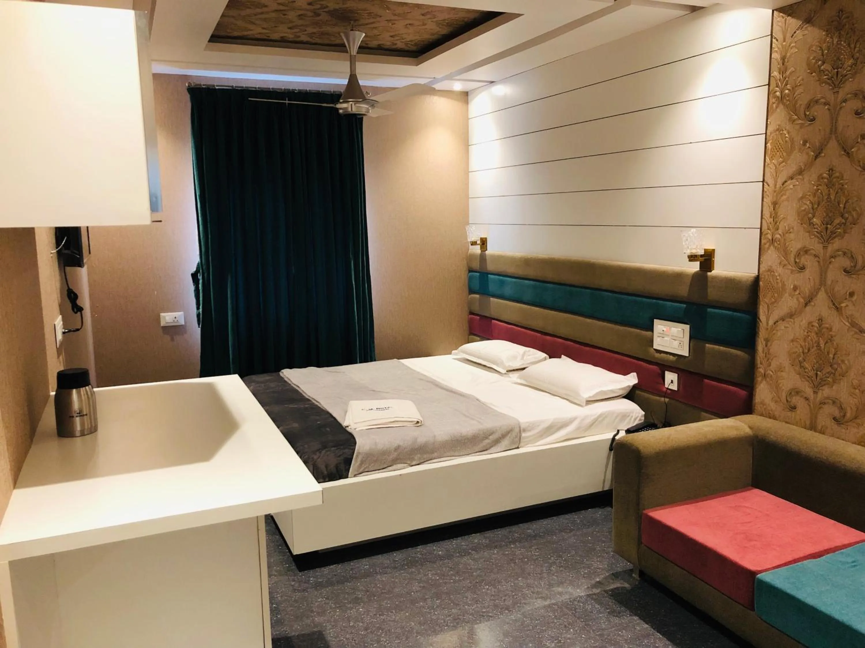 Bed in C M HOTEL NEW