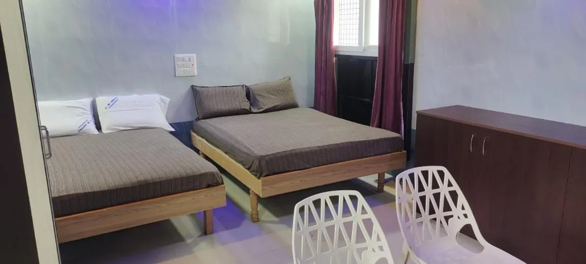 Bed in C M HOTEL NEW