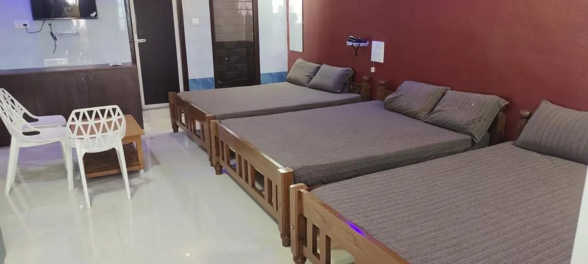 Bed in C M HOTEL NEW