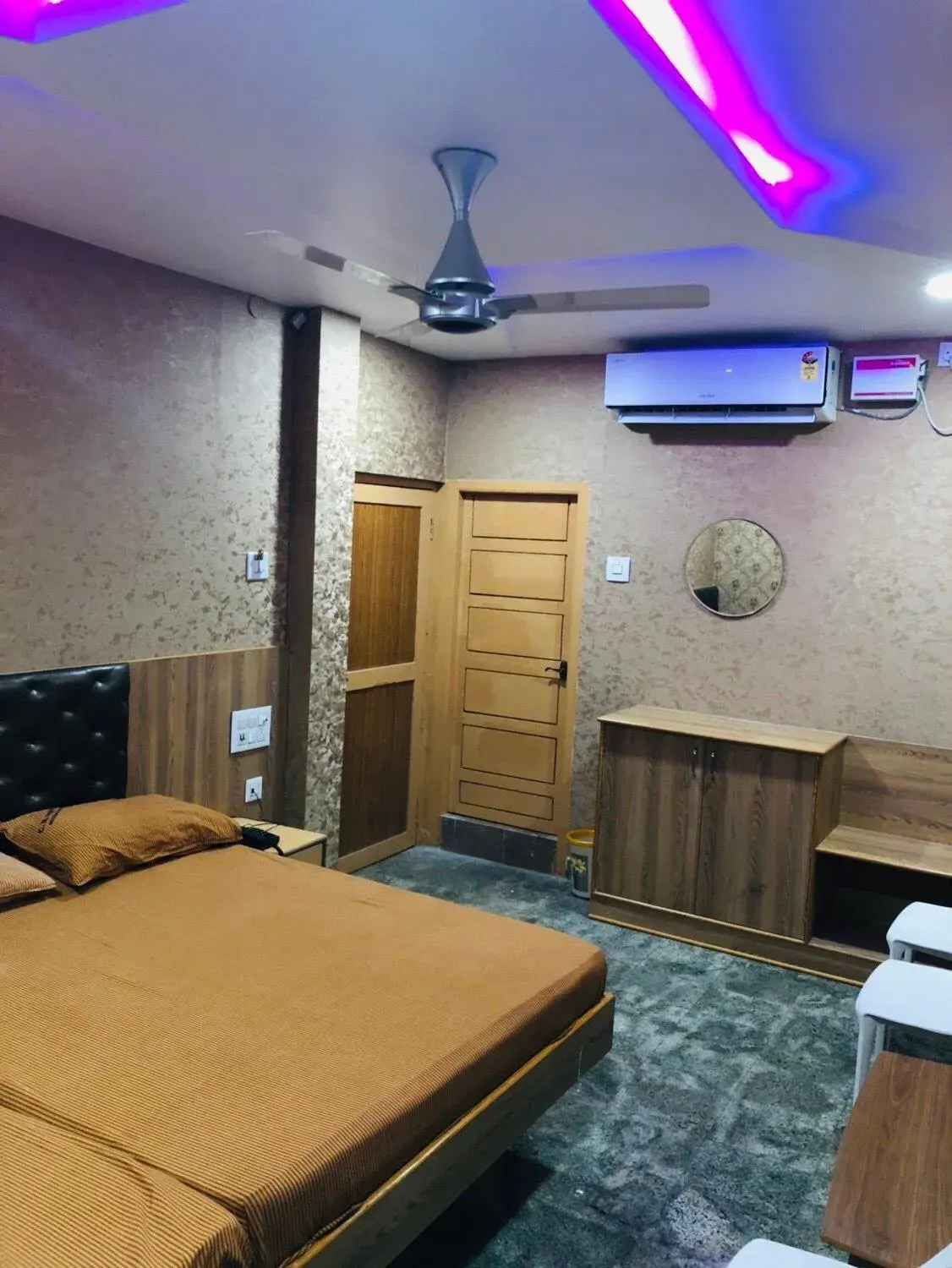 Bed in C M HOTEL NEW Bed in C M HOTEL NEW