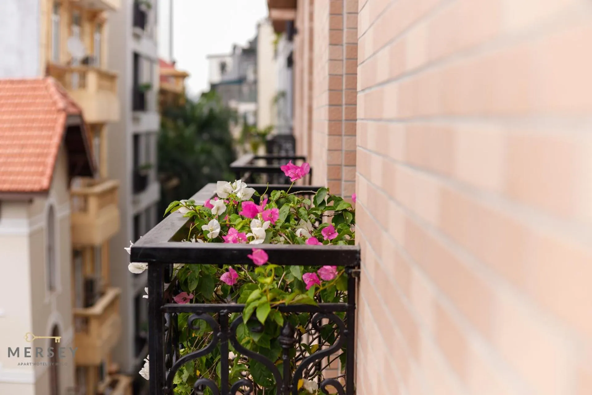 Patio in Mersey Central Hanoi Apart'Hotel
