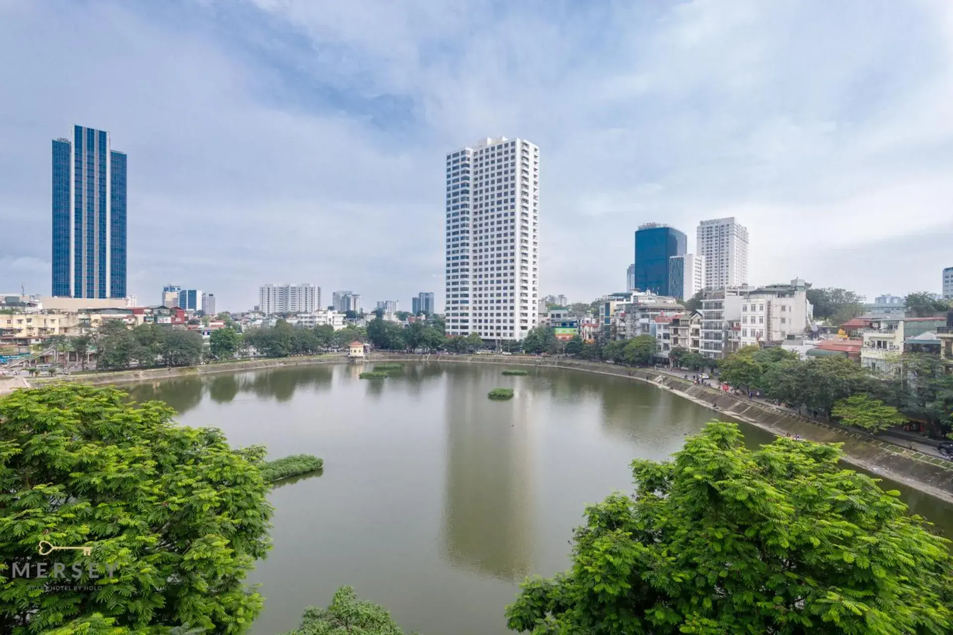 Apartment with Lake View in Mersey Central Hanoi Apart'Hotel Apartment with Lake View in Mersey Central Hanoi Apart'Hotel