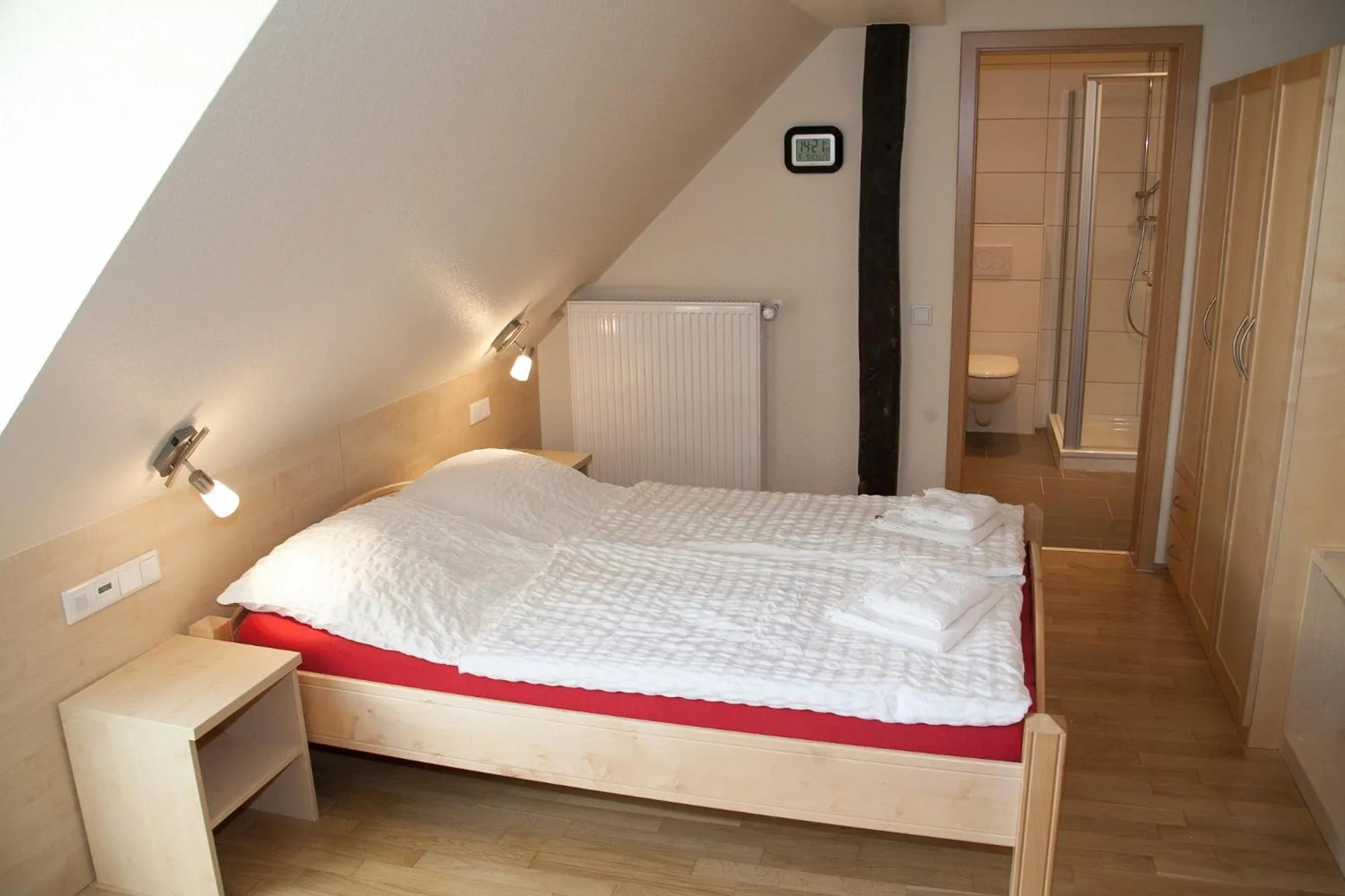 Bed in Bettmann regional Einkaufen & Bauernhofurlaub