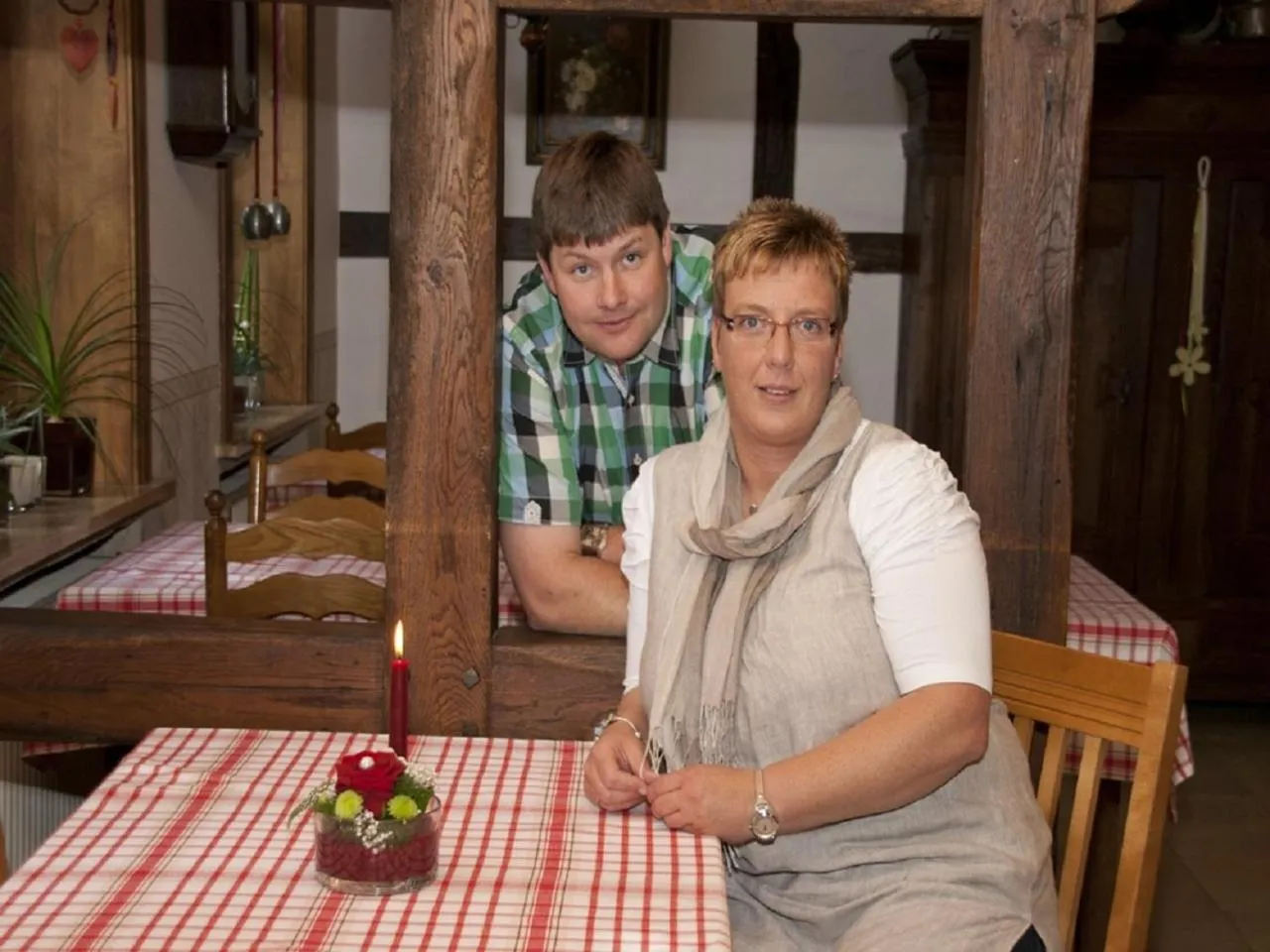 People in Bettmann regional Einkaufen & Bauernhofurlaub