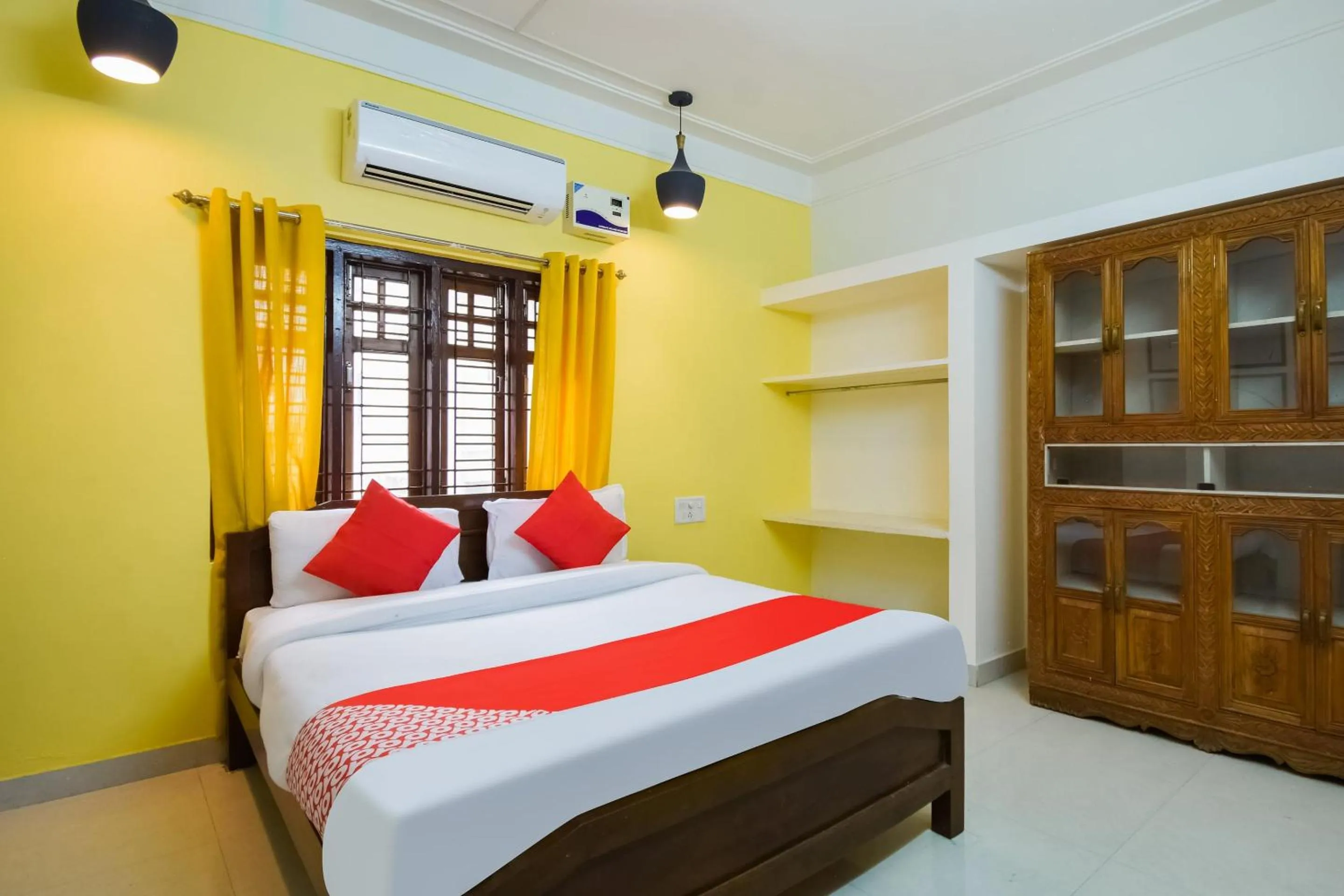 Bedroom in Hotel O Mks Inn