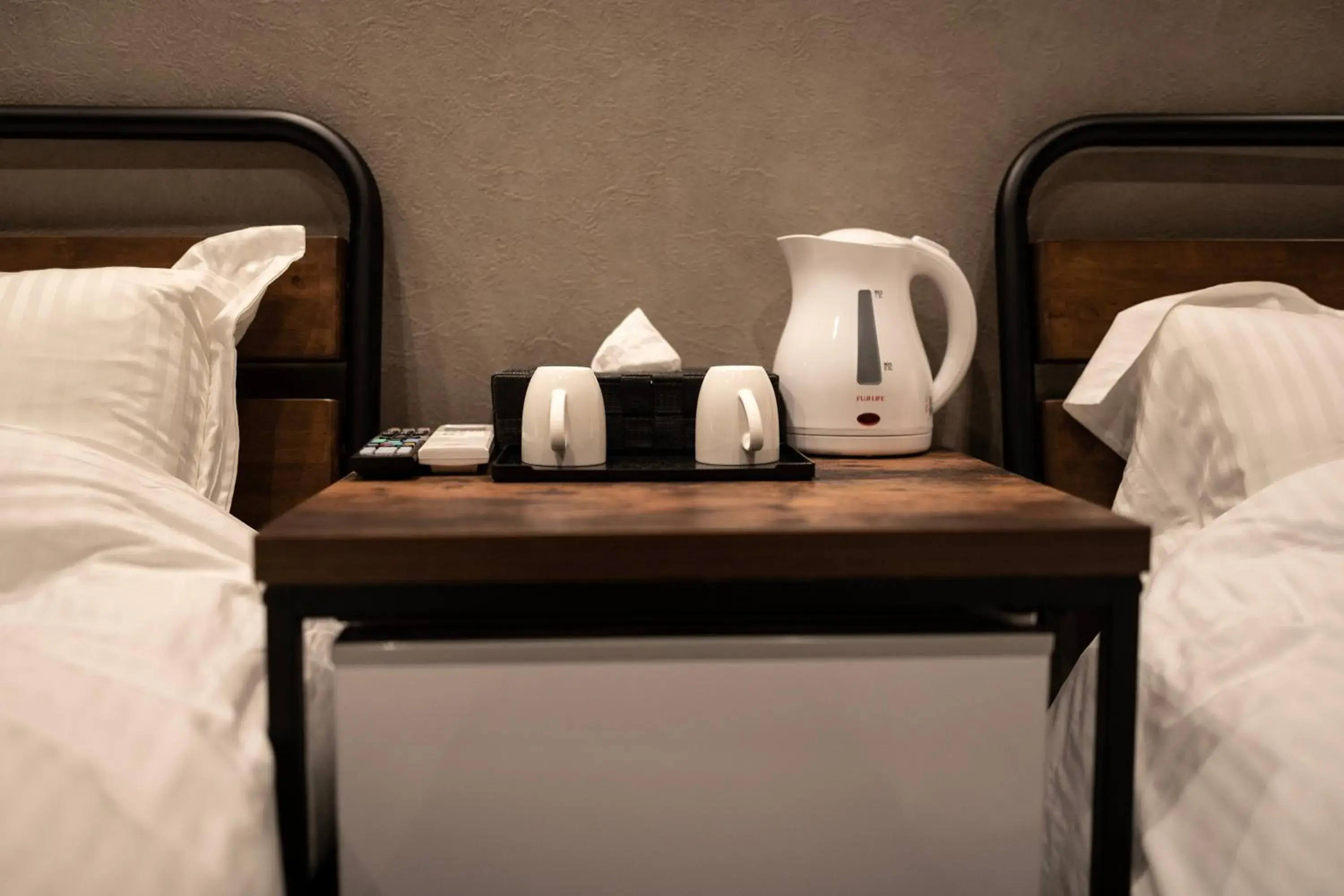 Coffee/tea facilities, Bed in リゾートイン西表島 Coffee/tea facilities, Bed in リゾートイン西表島