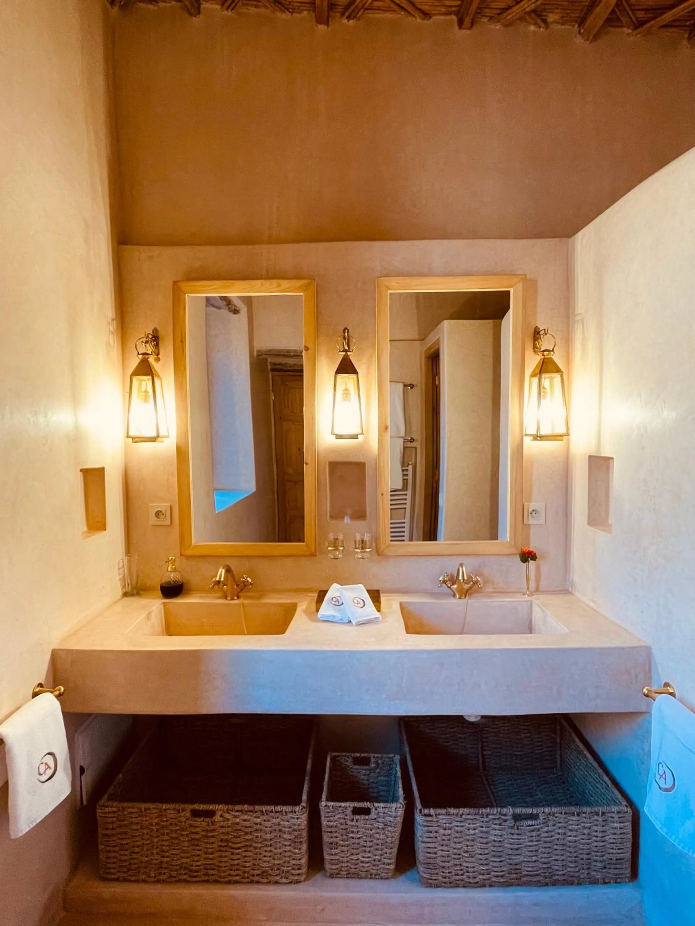 Bathroom, Bed in CASA ABRACADABRA