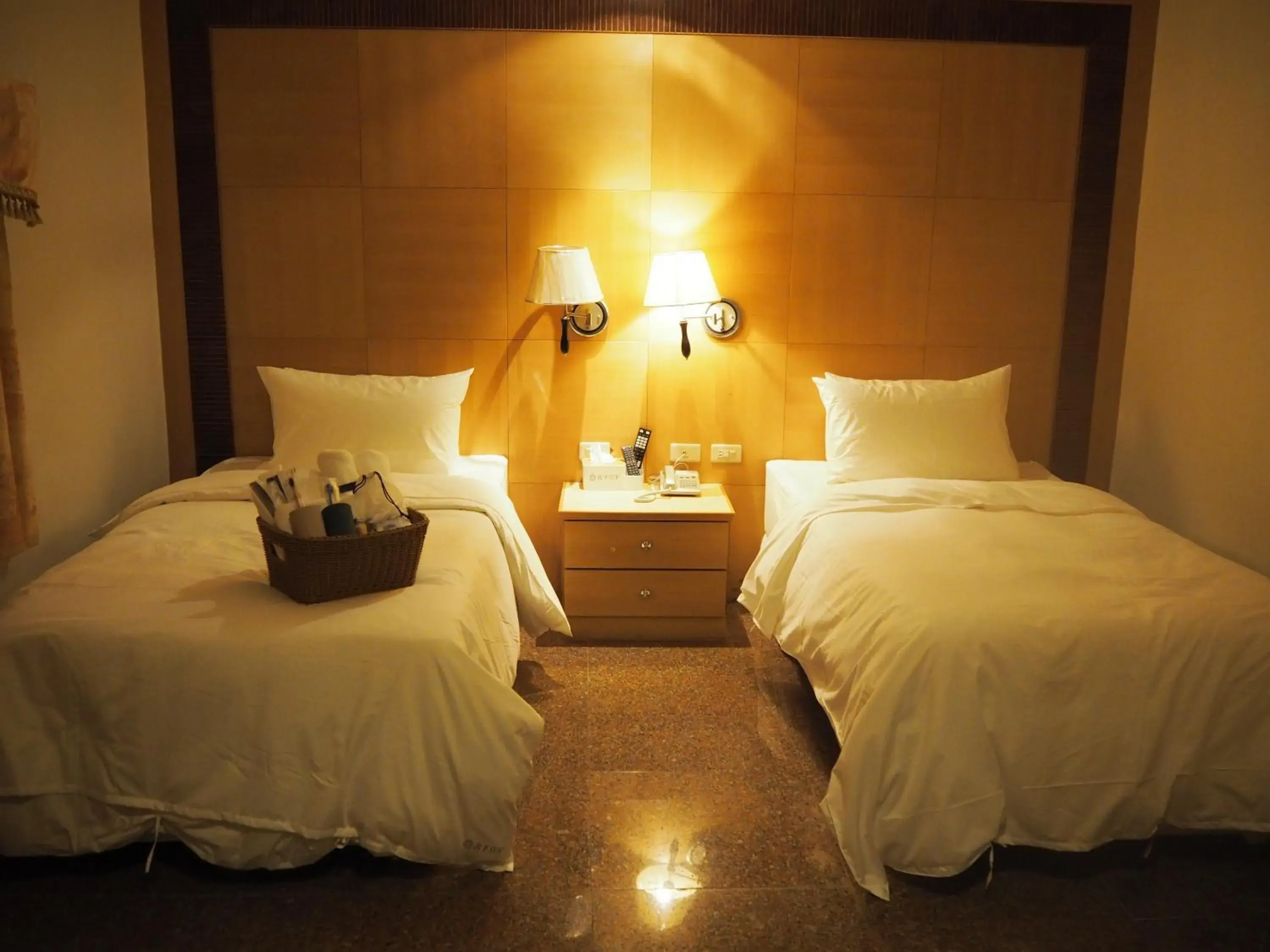 Small Twin Room - single occupancy in Shexia Liyu Hot Spring Small Twin Room - single occupancy in Shexia Liyu Hot Spring