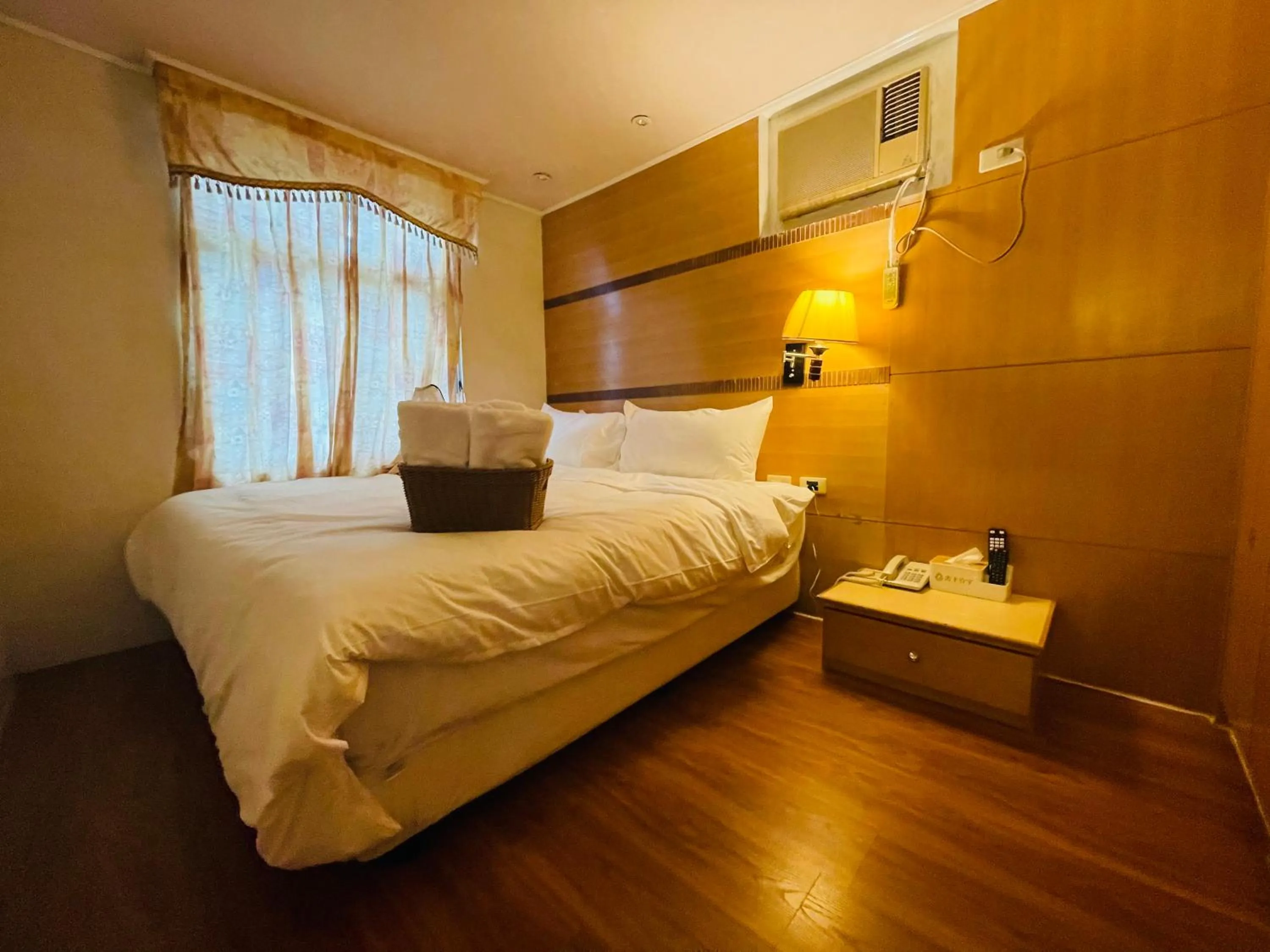 Bed in Shexia Liyu Hot Spring