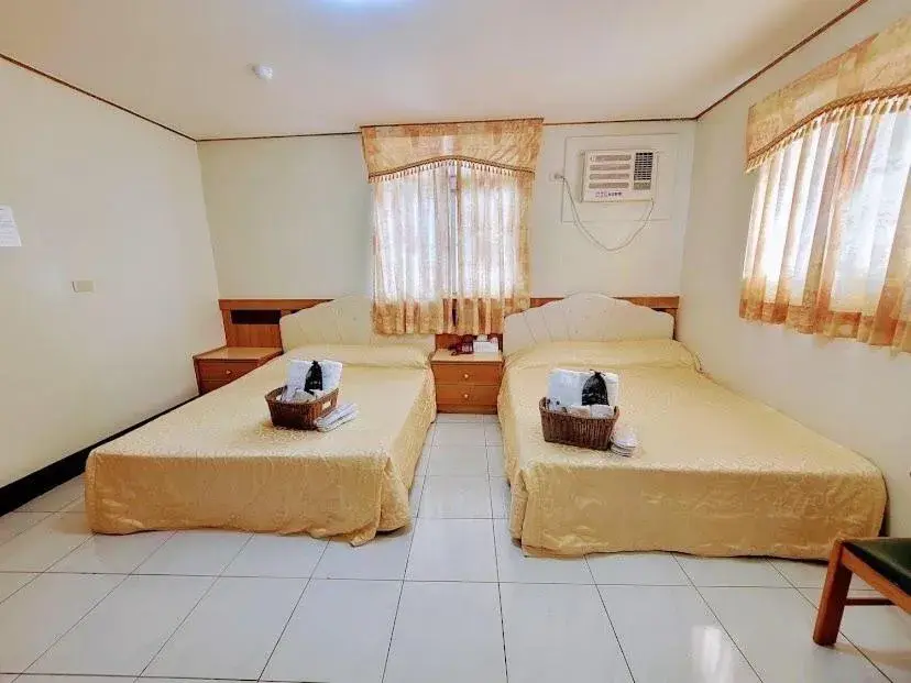 Bed in Shexia Liyu Hot Spring Bed in Shexia Liyu Hot Spring