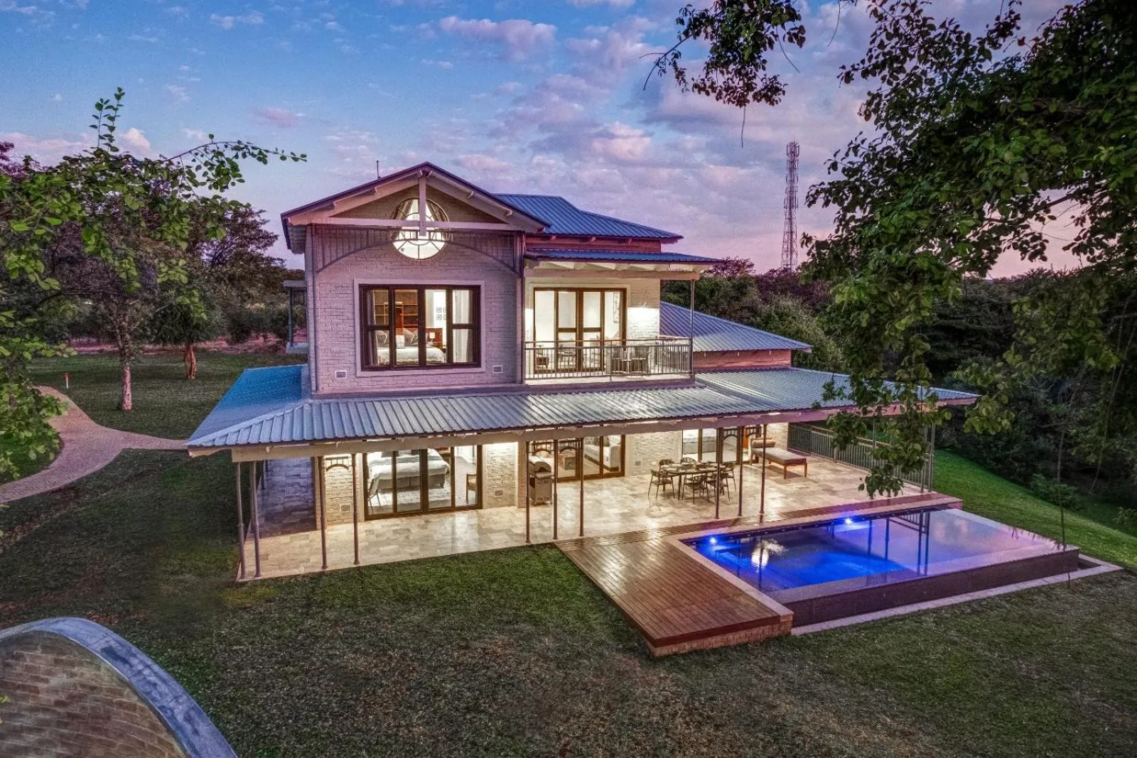 Property building in Palm River Hotel