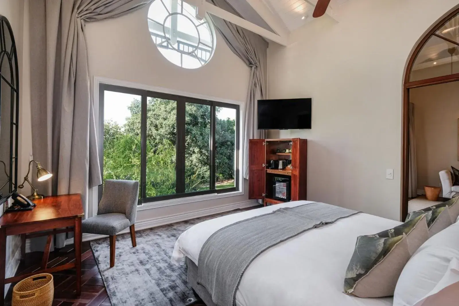 View (from property/room), Bed in Palm River Hotel View (from property/room), Bed in Palm River Hotel