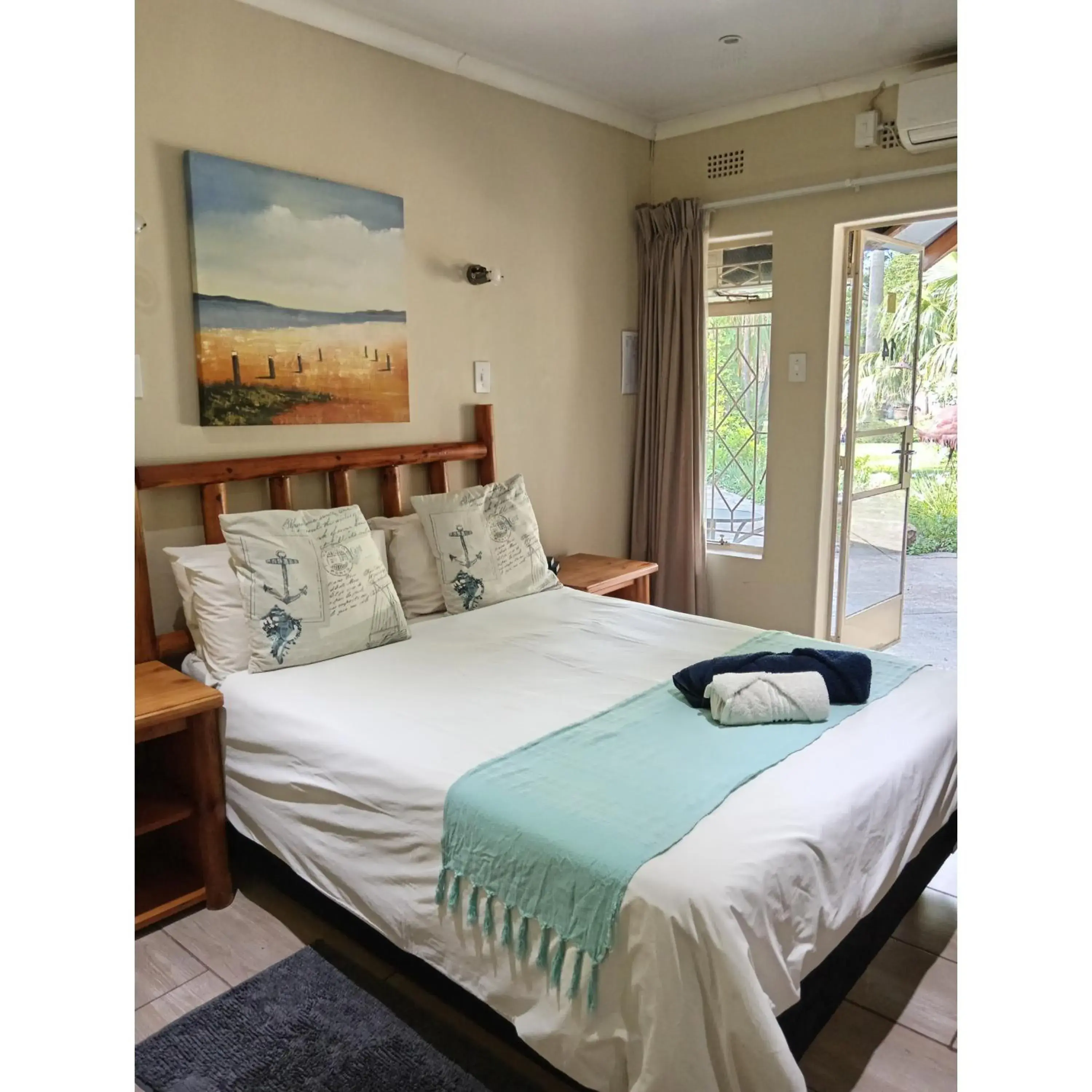 Standard Double Room in Palms Lodge Standard Double Room in Palms Lodge